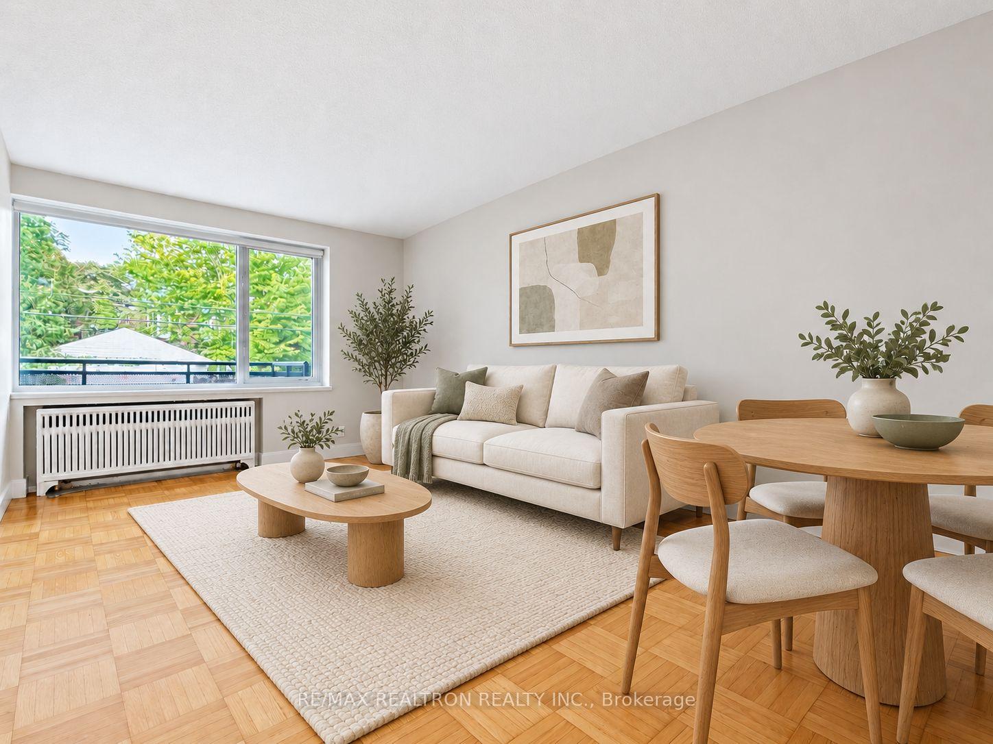 Photo of Unit 205, 990 Avenue Road