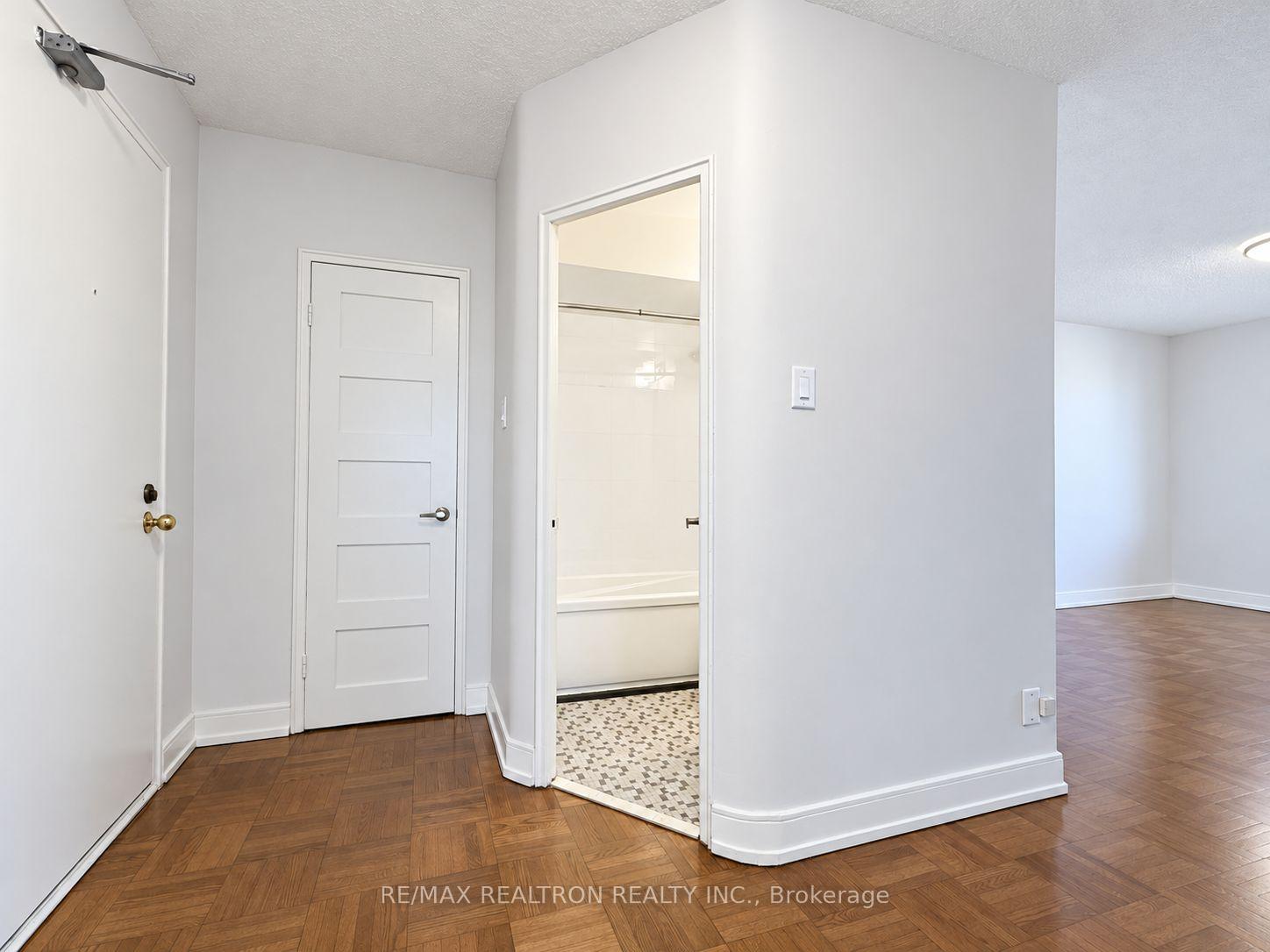 Photo 11 of Unit 310, 990 Avenue Road, Toronto, Yonge-Eglinton — HOMEH
