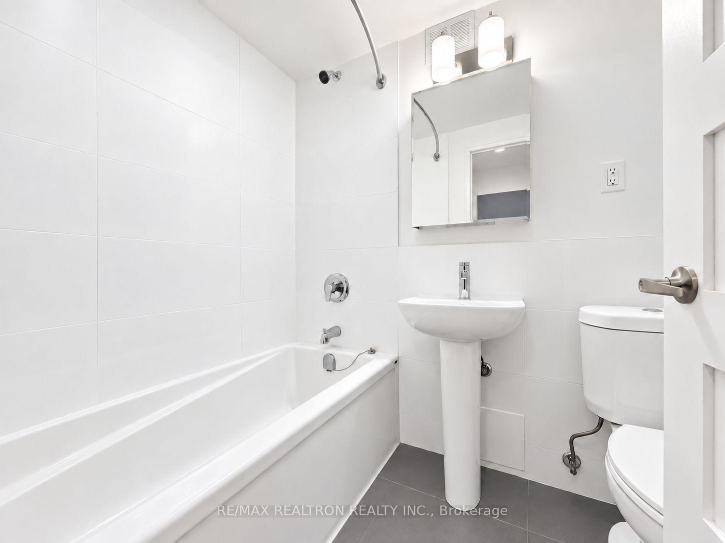 Photo 6 of Unit 307, 95 Lawton Boulevard, Toronto, Yonge-St. Clair — HOMEH