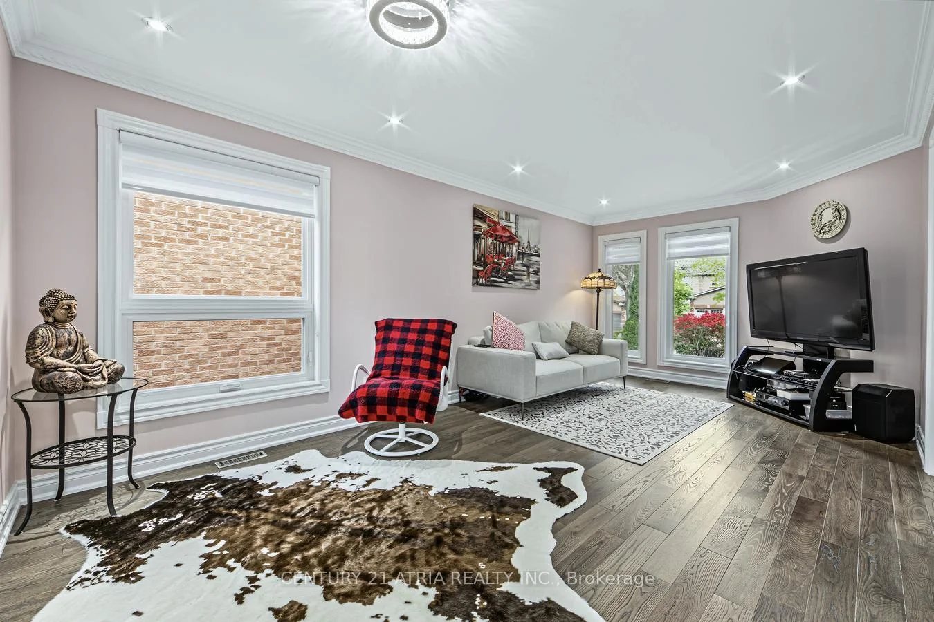 Photo 9 of 39 Chiswick Crescent, Aurora, Aurora Highlands — HOMEH