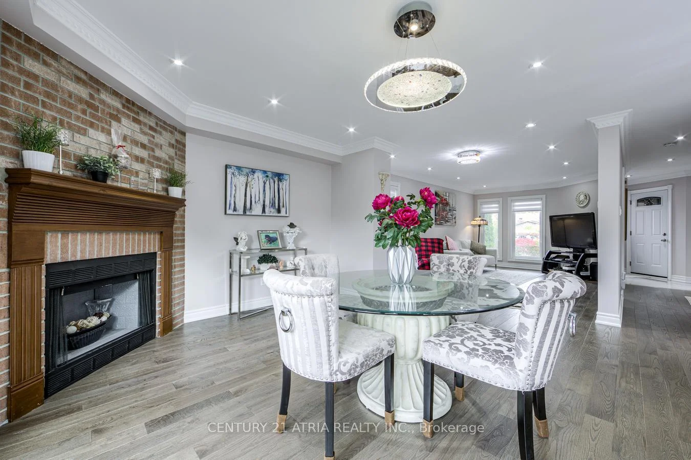 Photo 12 of 39 Chiswick Crescent, Aurora, Aurora Highlands — HOMEH