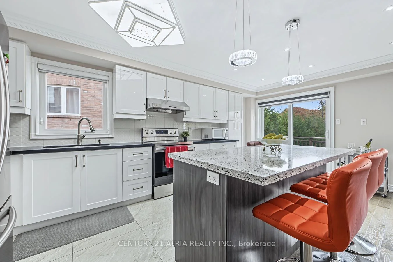 Photo 15 of 39 Chiswick Crescent, Aurora, Aurora Highlands — HOMEH