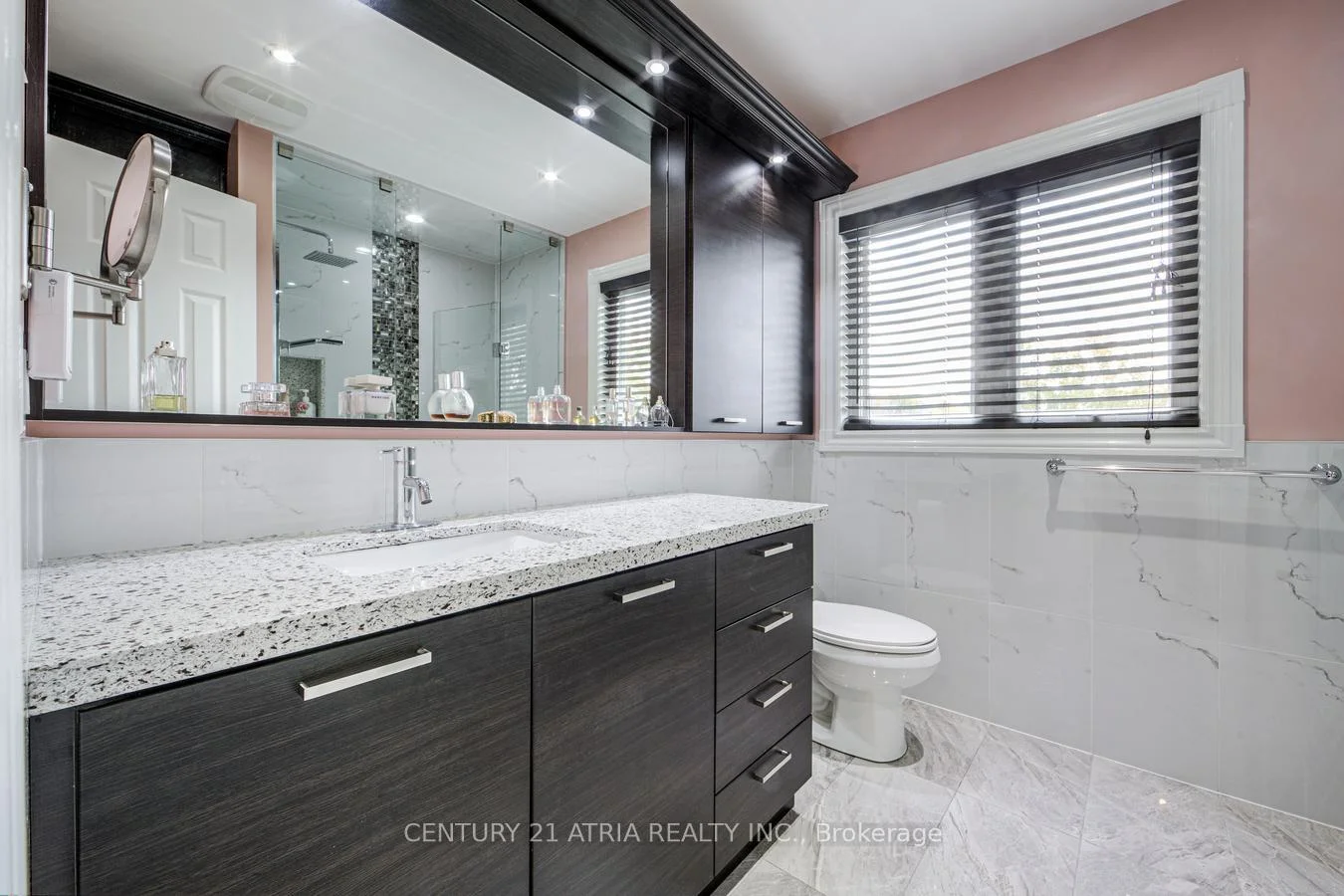 Photo 24 of 39 Chiswick Crescent, Aurora, Aurora Highlands — HOMEH