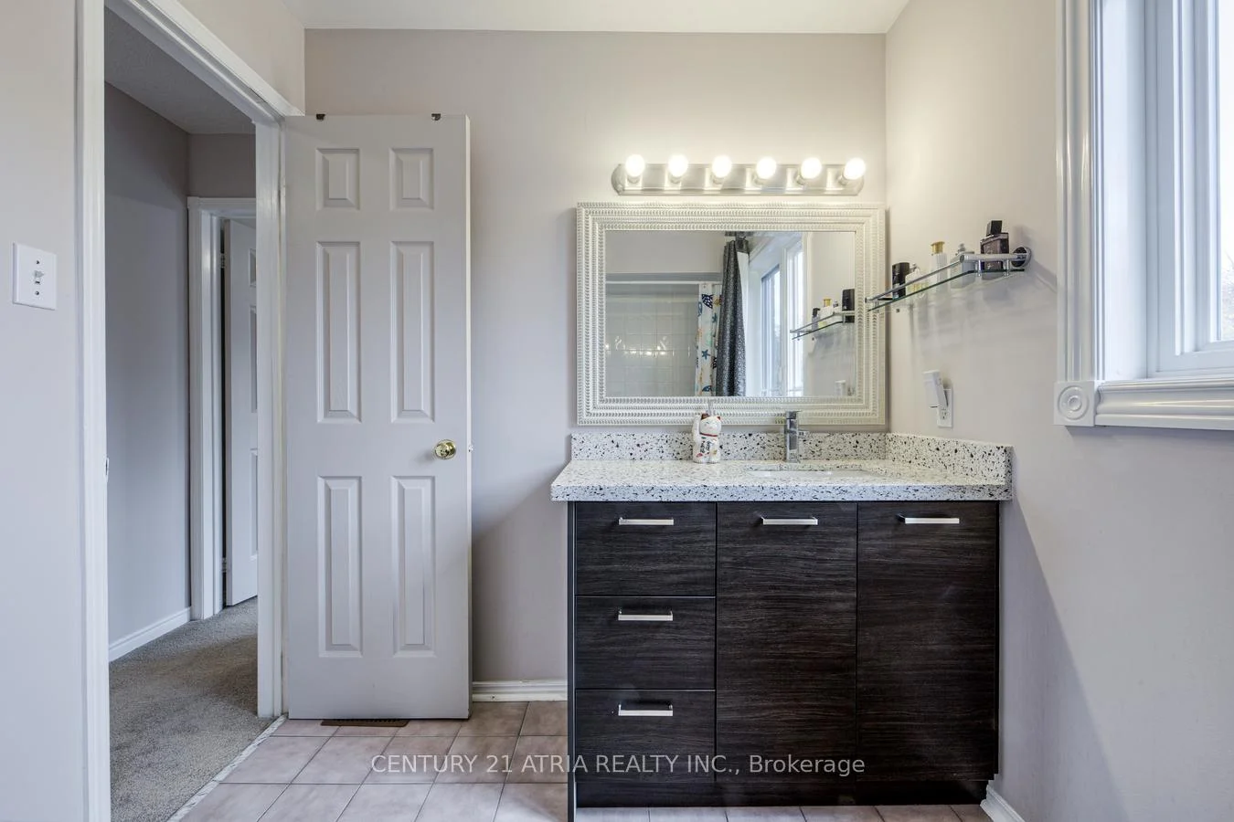 Photo 30 of 39 Chiswick Crescent, Aurora, Aurora Highlands — HOMEH
