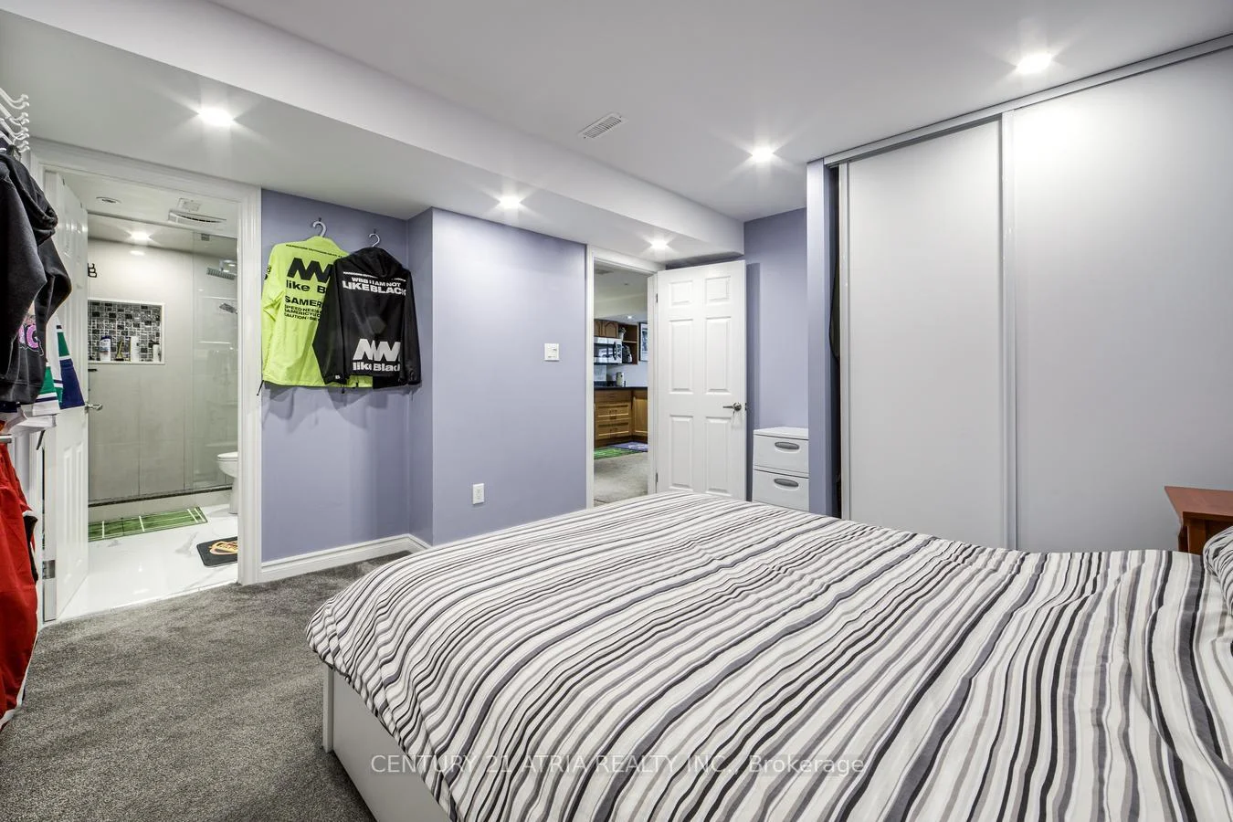 Photo 36 of 39 Chiswick Crescent, Aurora, Aurora Highlands — HOMEH