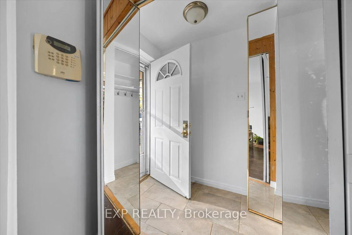 Photo 4 of 445 Hilson Avenue, Ottawa, Westboro/Hampton Park — HOMEH