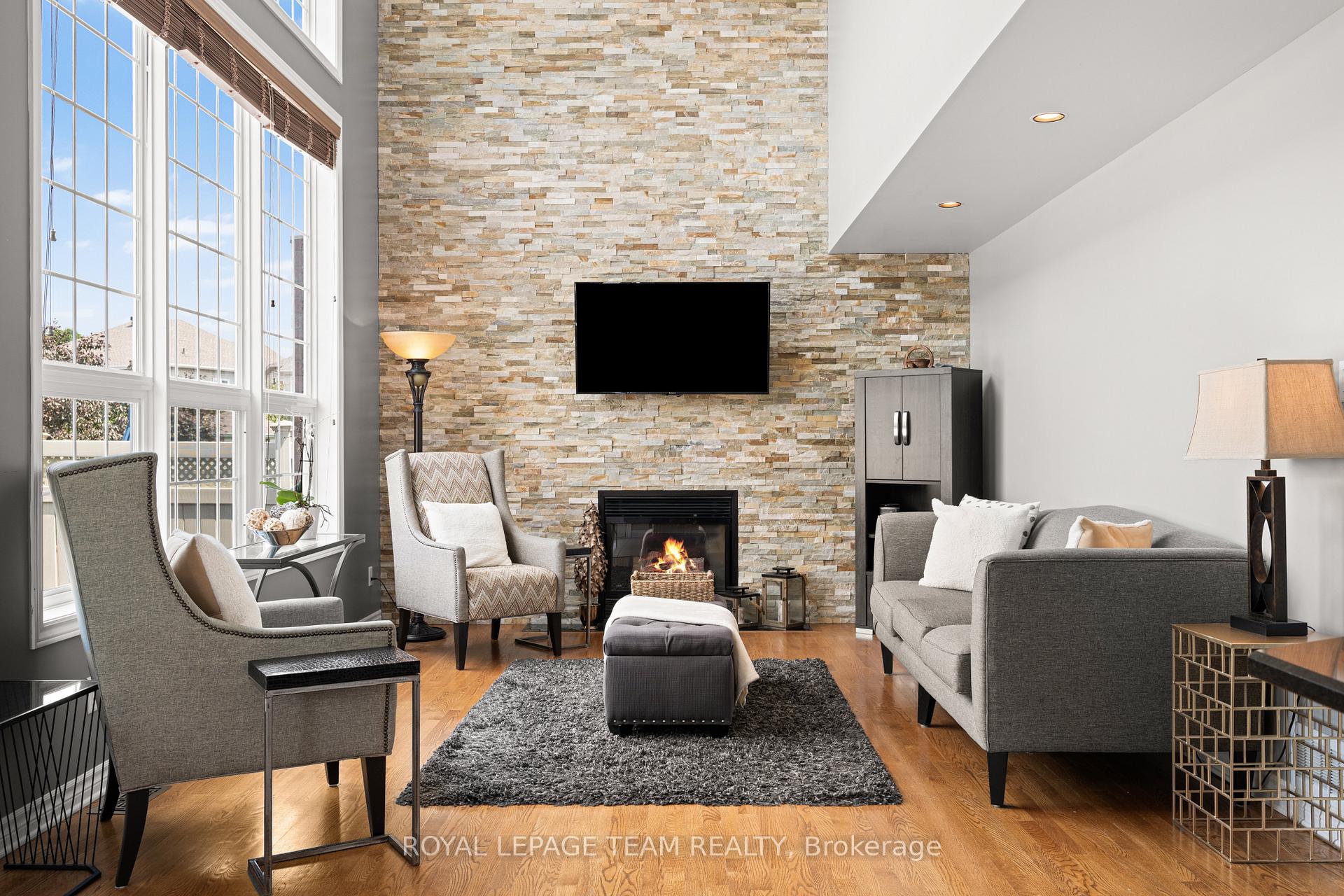 Photo 16 of 41 Blackshire Circle, Ottawa, Barrhaven - Stonebridge — HOMEH
