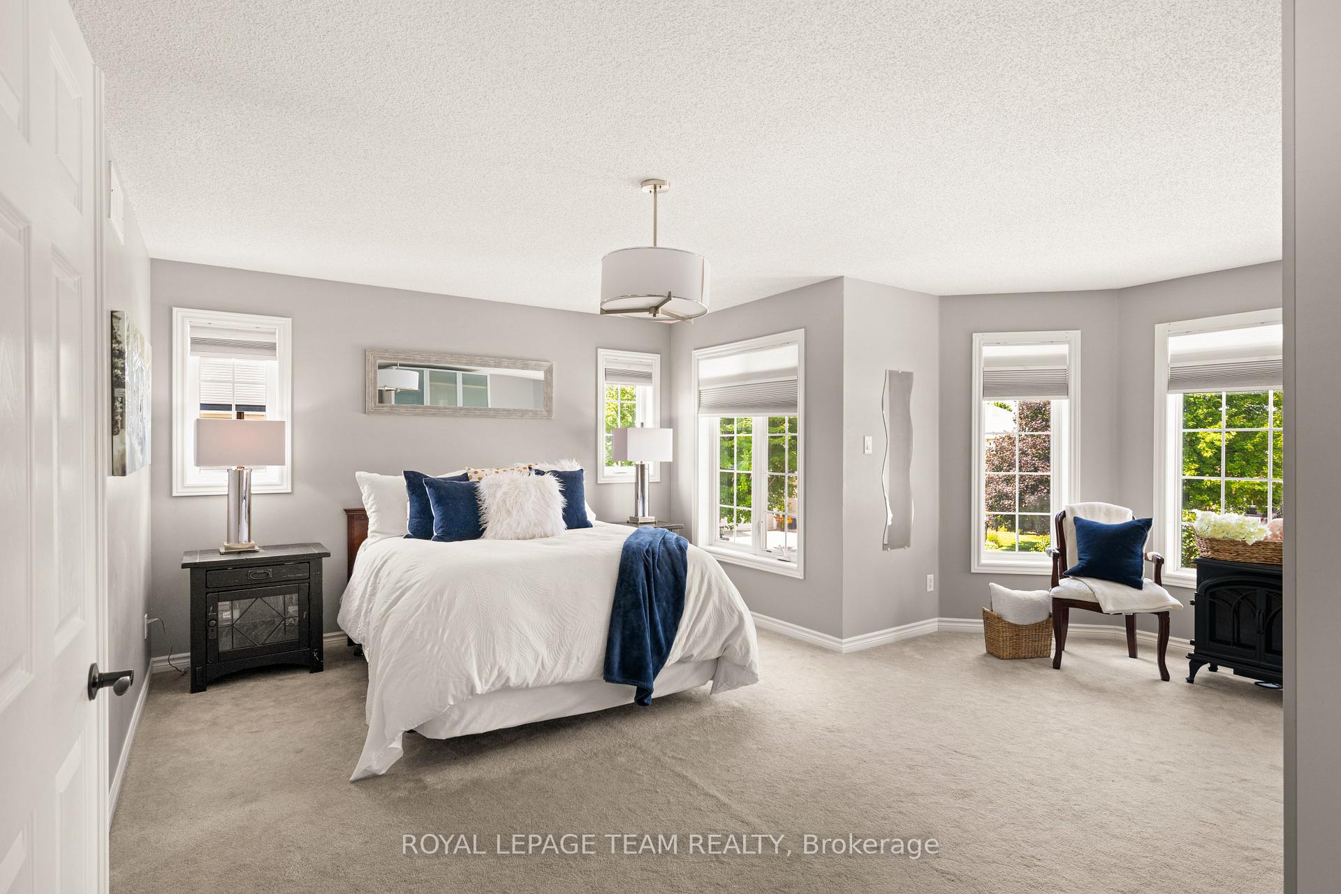 Photo 21 of 41 Blackshire Circle, Ottawa, Barrhaven - Stonebridge — HOMEH