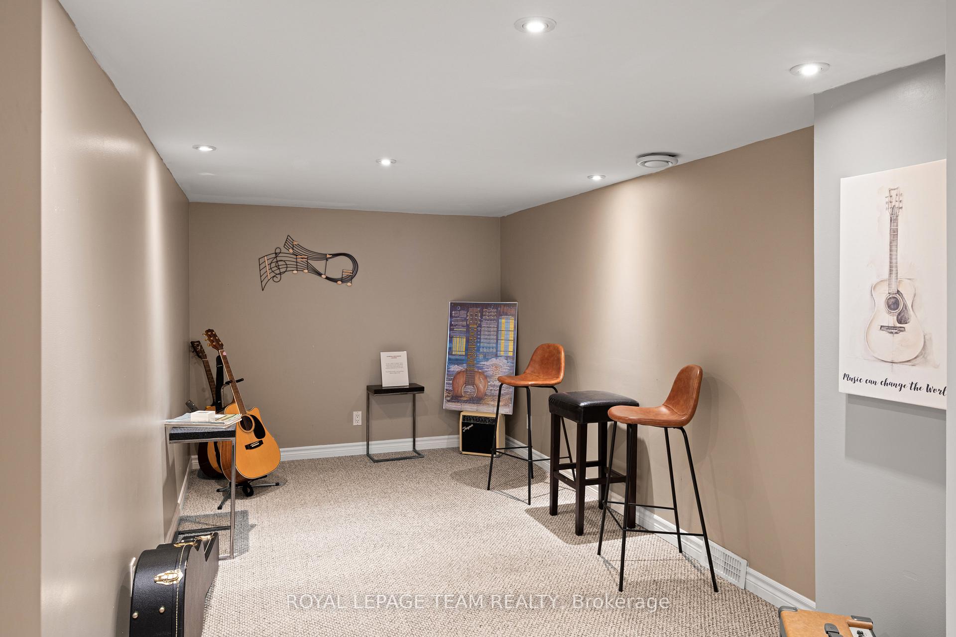 Photo 32 of 41 Blackshire Circle, Ottawa, Barrhaven - Stonebridge — HOMEH