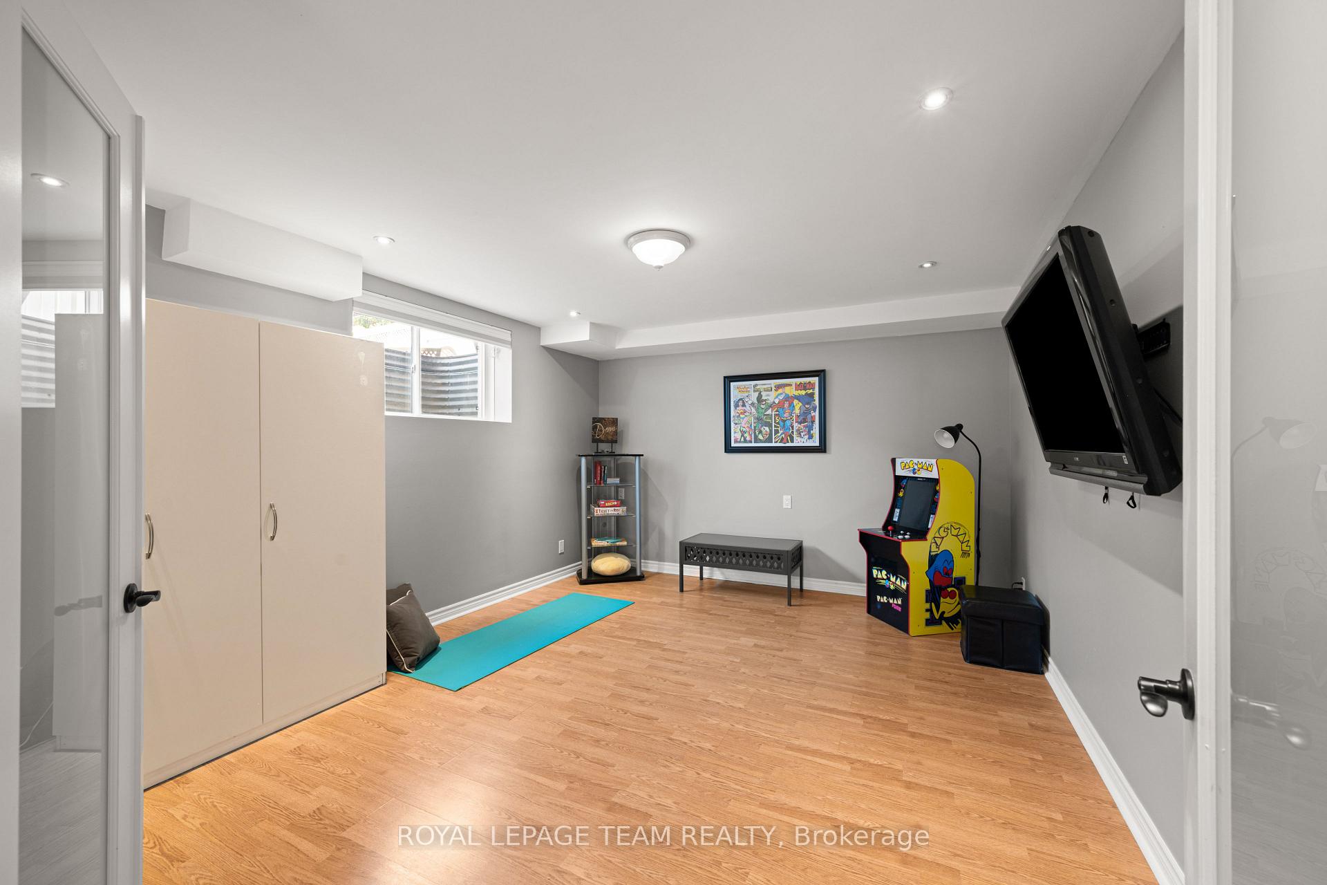 Photo 33 of 41 Blackshire Circle, Ottawa, Barrhaven - Stonebridge — HOMEH