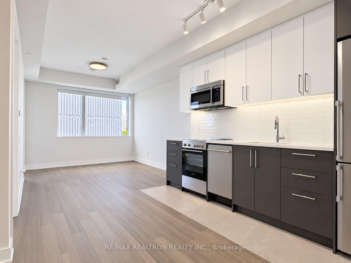 Photo of Unit 505, 664 Spadina Avenue
