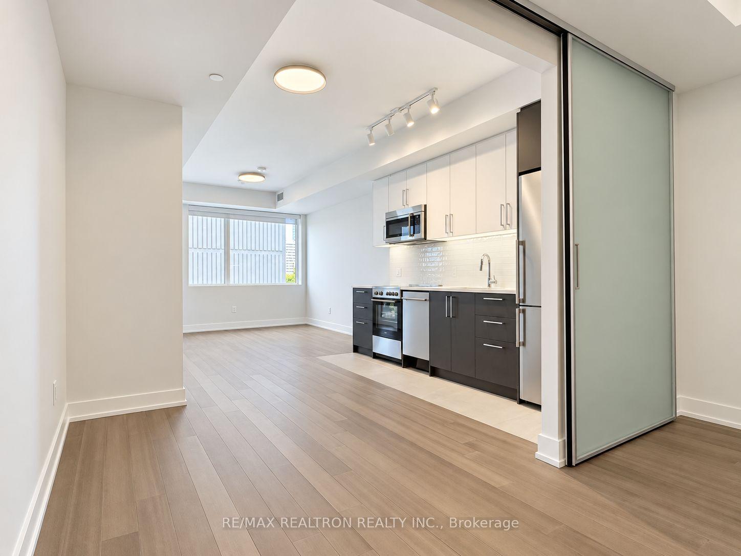 Photo 6 of Unit 505, 664 Spadina Avenue, Toronto, University — HOMEH