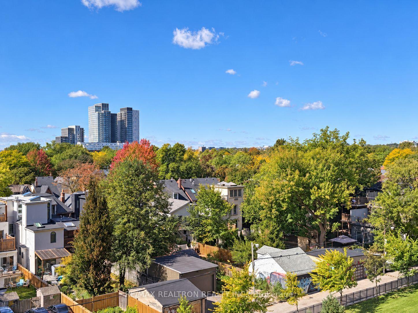 Photo 12 of Unit 505, 664 Spadina Avenue, Toronto, University — HOMEH