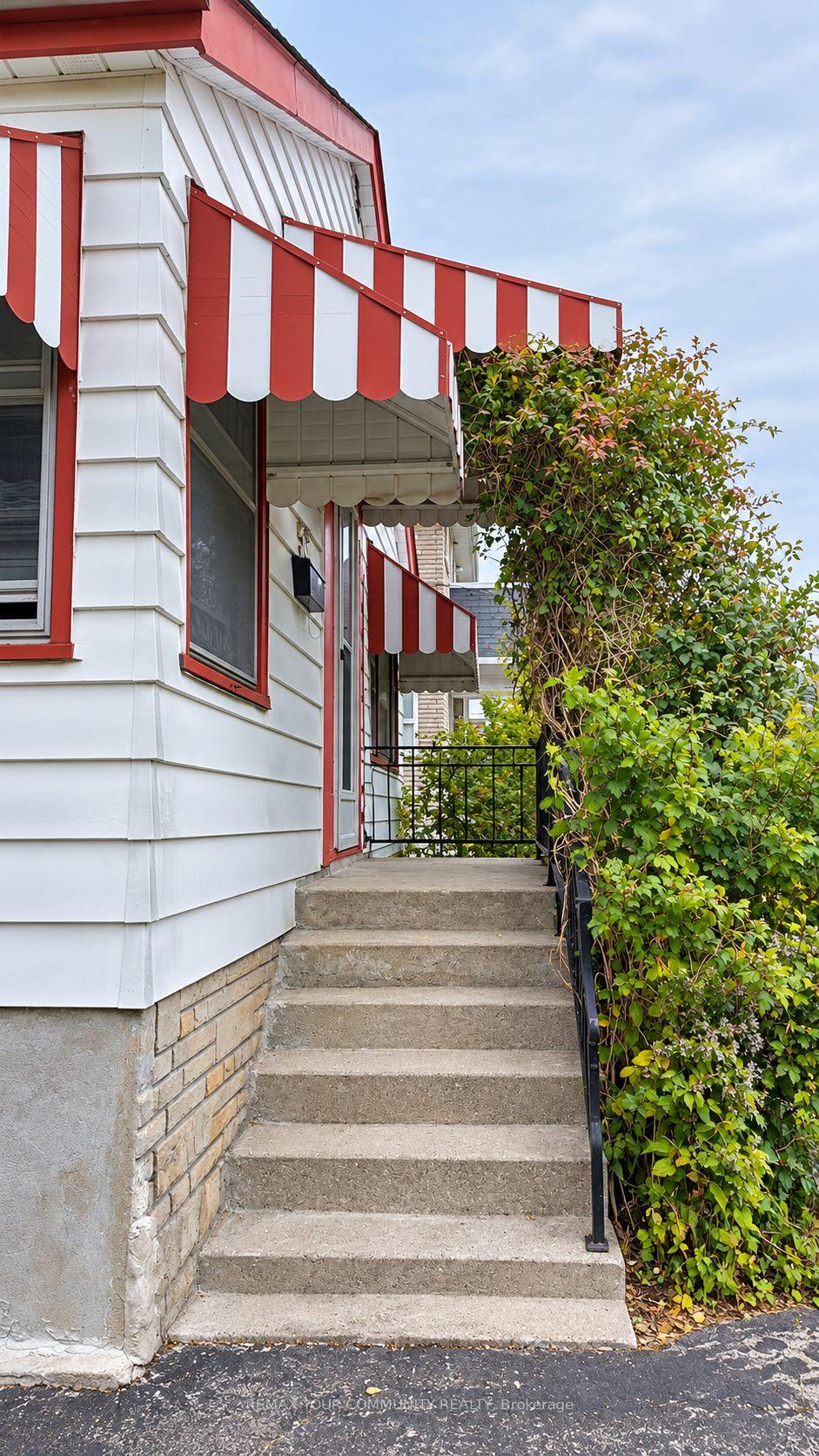 Photo 8 of 56 Commonwealth Avenue, Scarborough, Kennedy Park — HOMEH