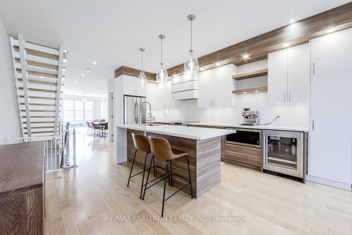 Photo 5 of 6B Trowell Avenue, Toronto, Keelesdale-Eglinton West — HOMEH