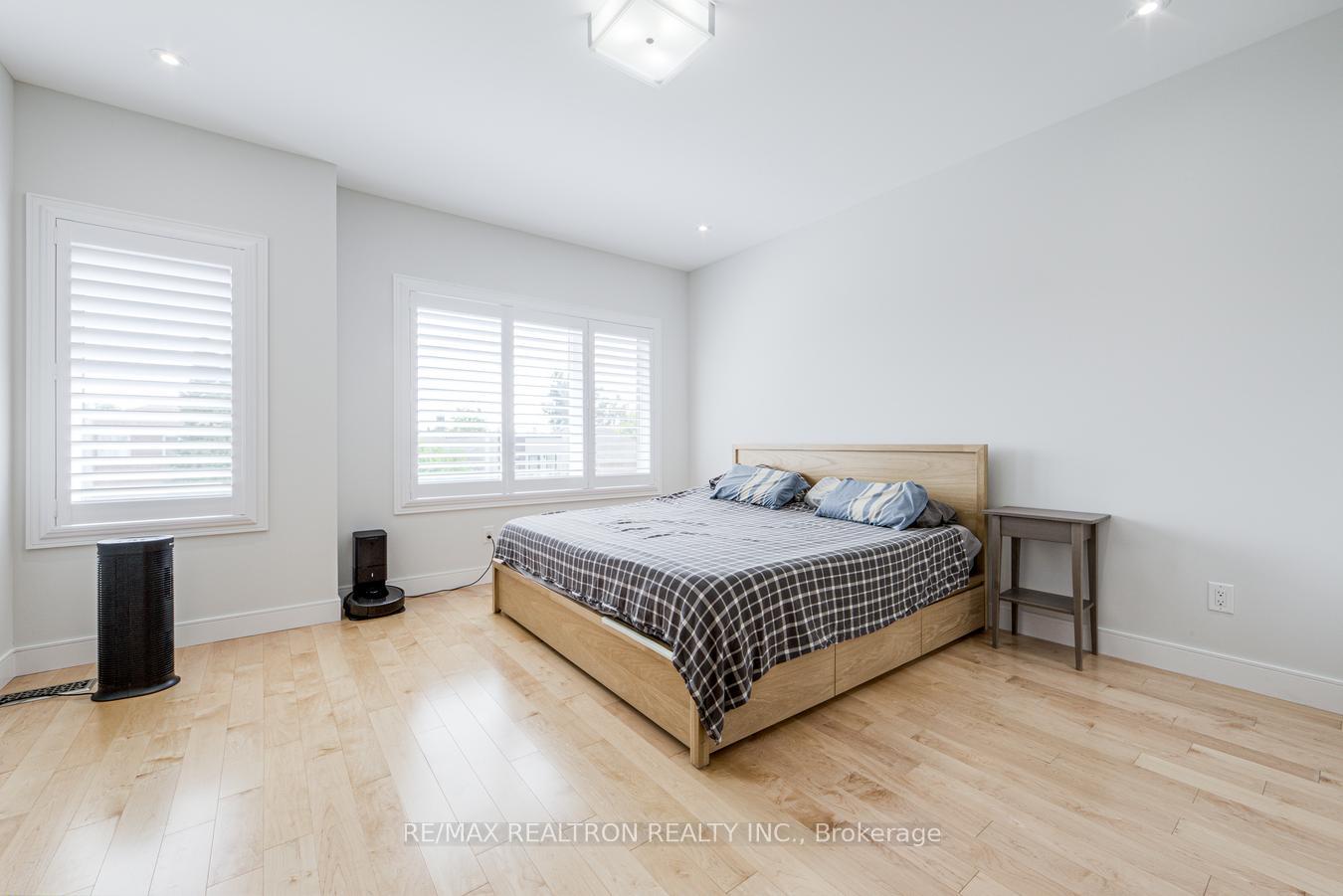 Photo 14 of 6B Trowell Avenue, Toronto, Keelesdale-Eglinton West — HOMEH