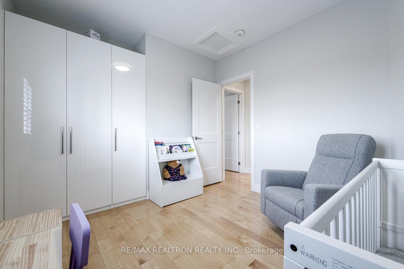Photo 19 of 6B Trowell Avenue, Toronto, Keelesdale-Eglinton West — HOMEH