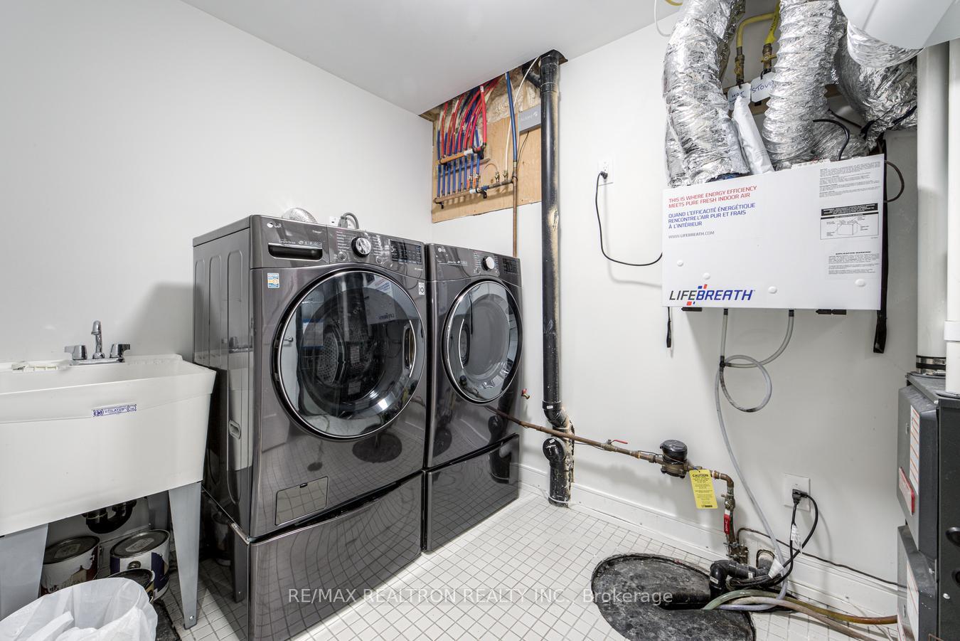 Photo 28 of 6B Trowell Avenue, Toronto, Keelesdale-Eglinton West — HOMEH