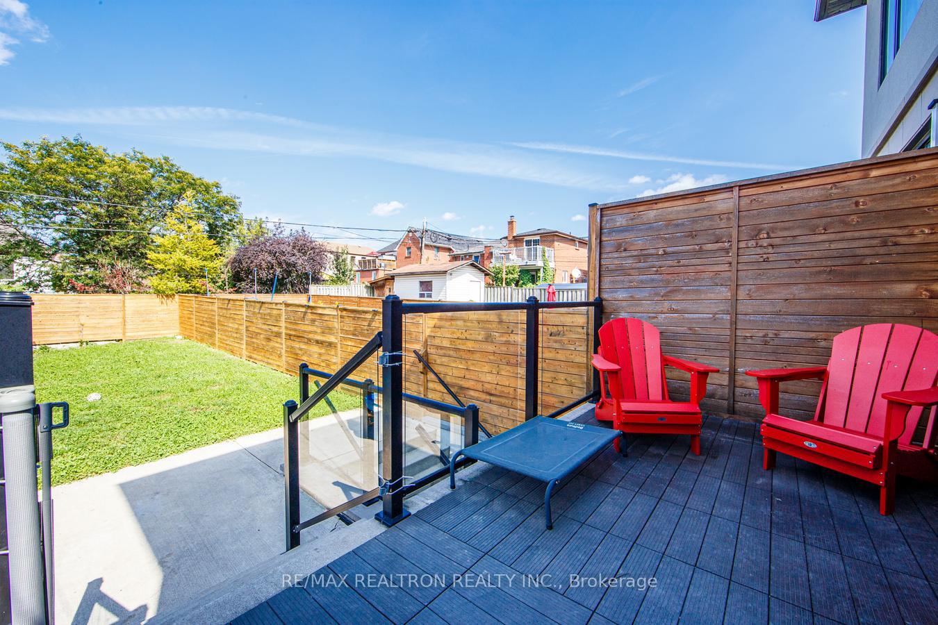 Photo 30 of 6B Trowell Avenue, Toronto, Keelesdale-Eglinton West — HOMEH