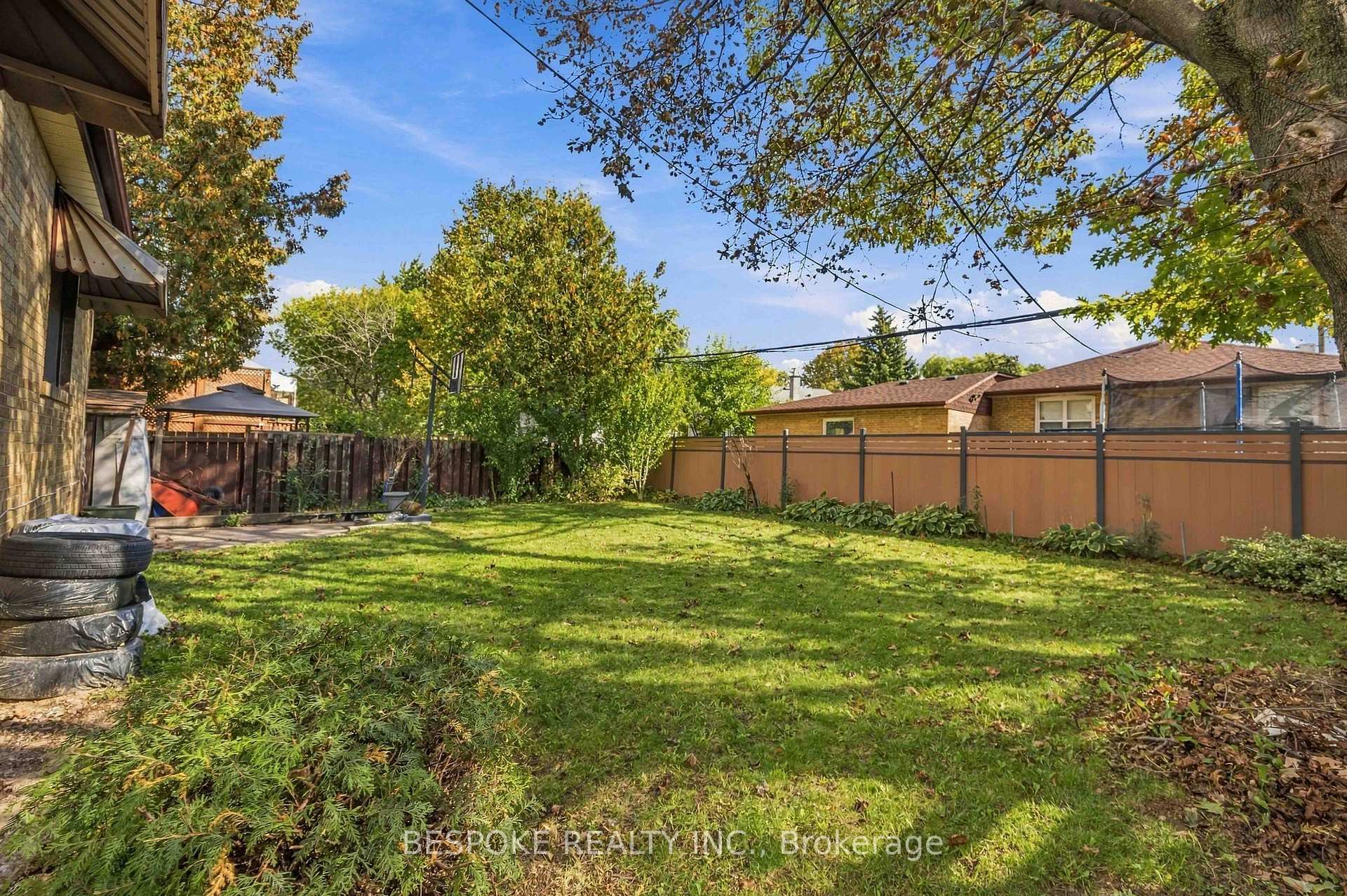Photo 26 of 51 Mcgregor Road, Scarborough, Dorset Park — HOMEH