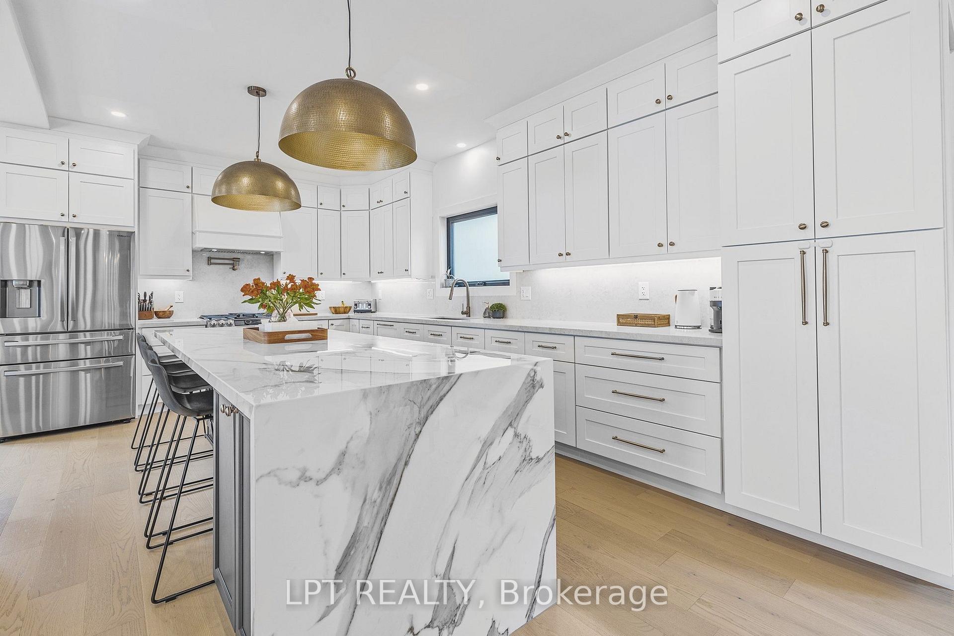 Photo 14 of 68 49th Street N, Wasaga Beach — HOMEH
