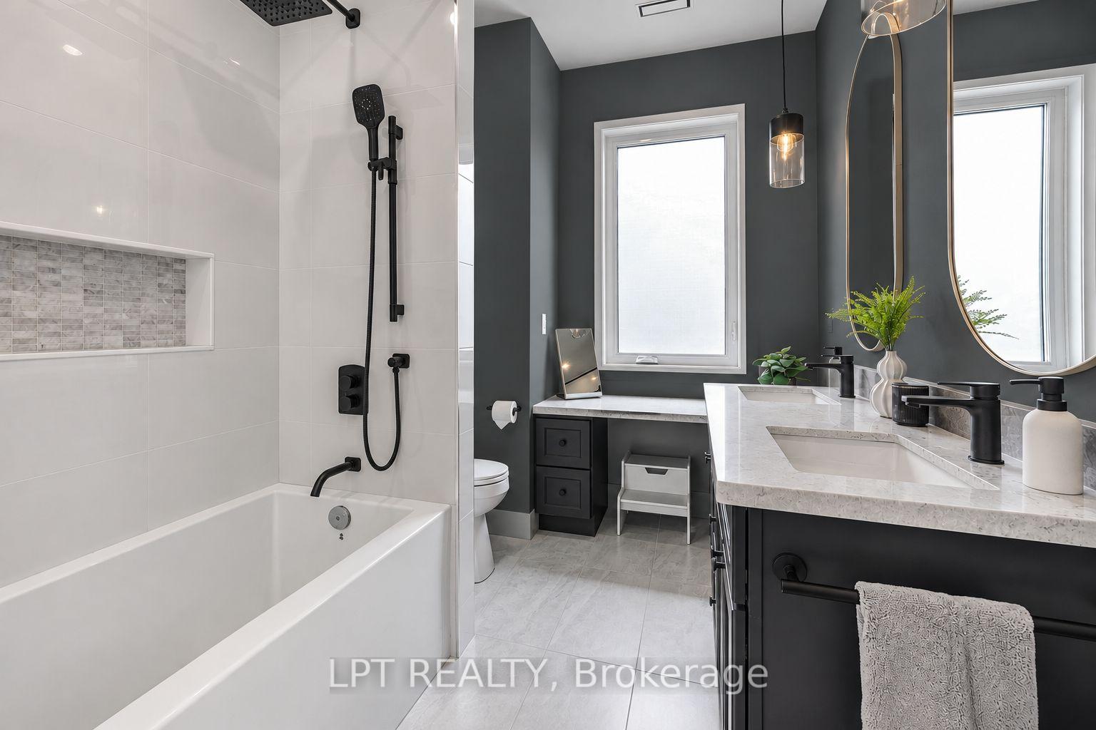 Photo 38 of 68 49th Street N, Wasaga Beach — HOMEH