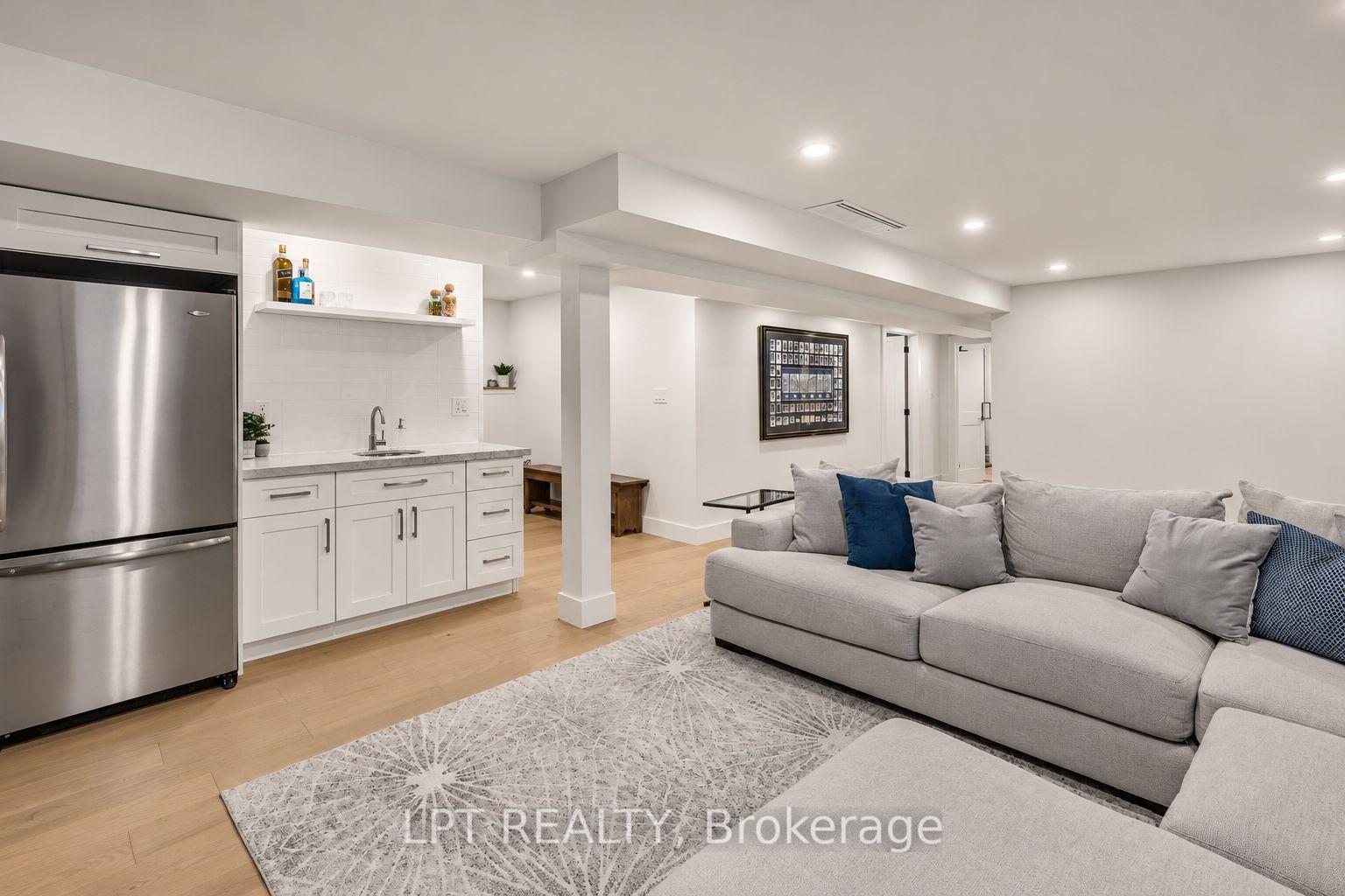 Photo 49 of 68 49th Street N, Wasaga Beach — HOMEH