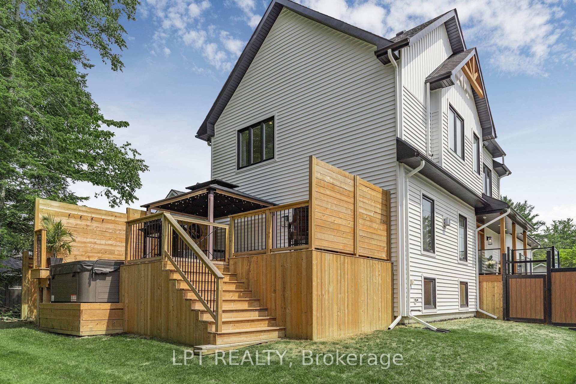 Photo 55 of 68 49th Street N, Wasaga Beach — HOMEH