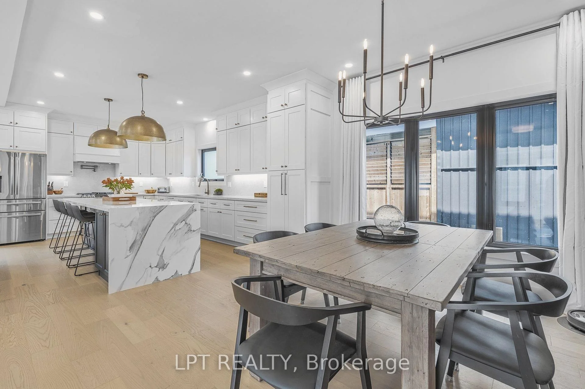 Photo 9 of 68 49th Street N, Wasaga Beach — HOMEH