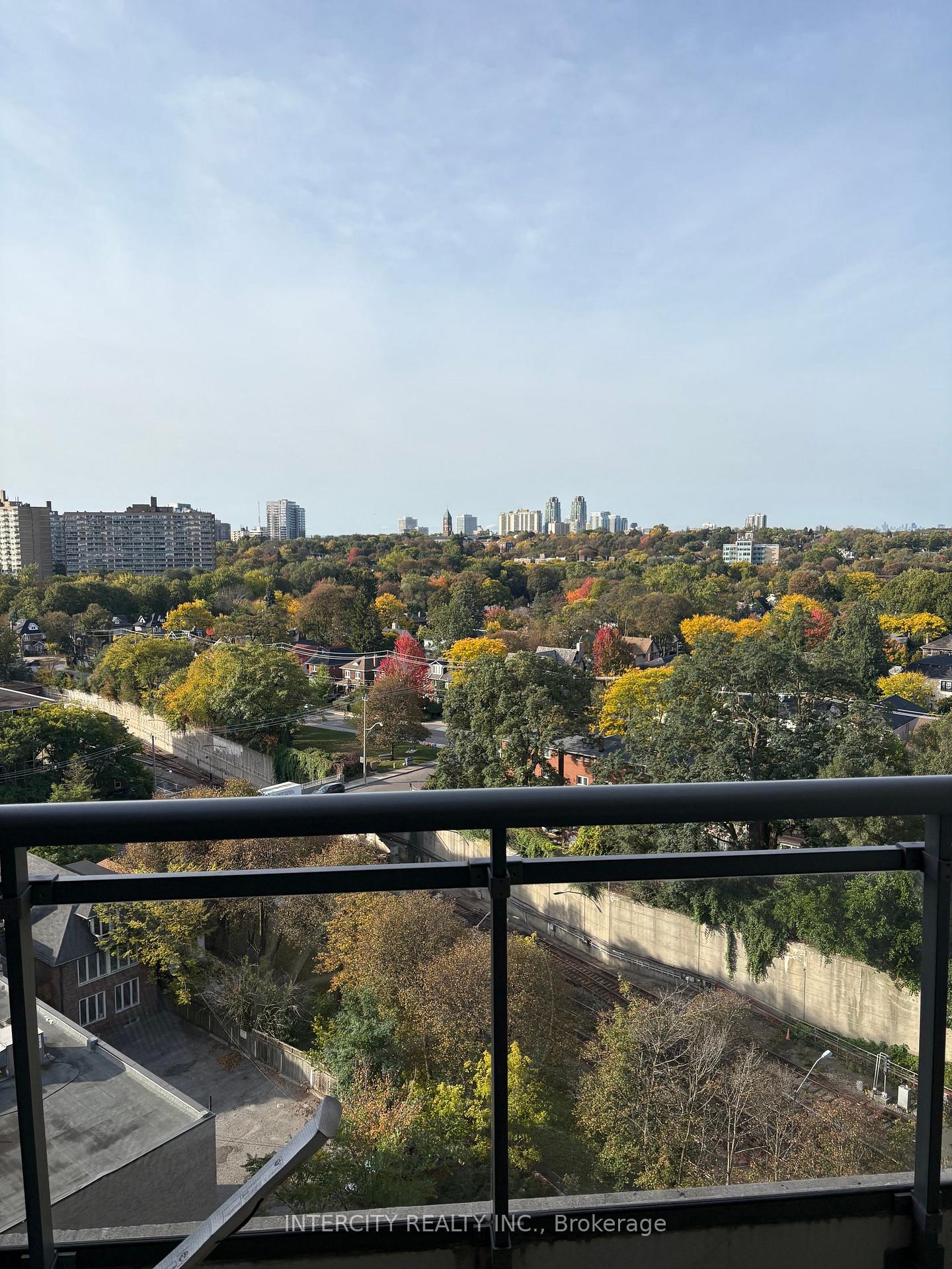 Photo 10 of Unit 1018, 23 Glebe Road W, Toronto, Yonge-Eglinton — HOMEH