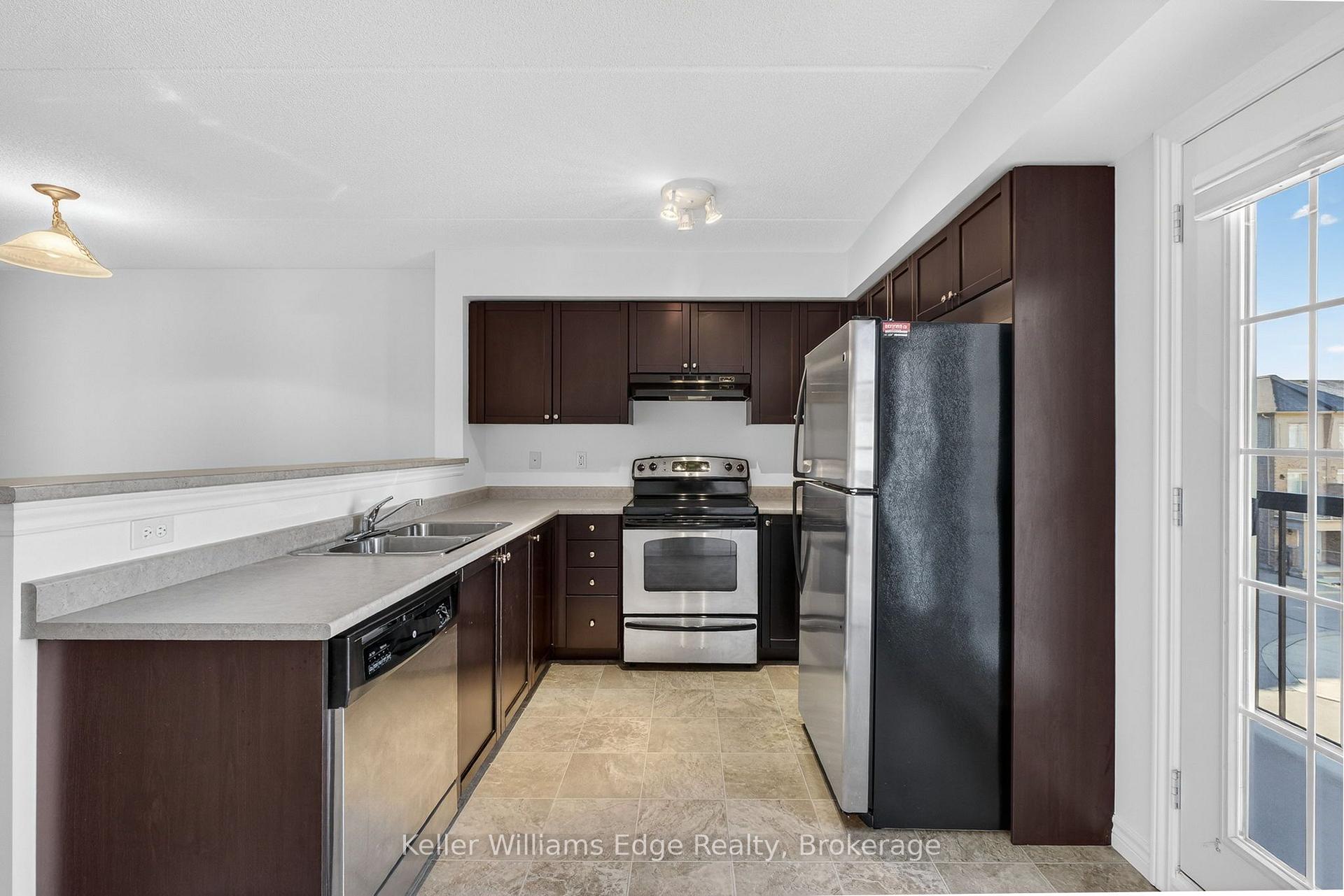 Photo 16 of 1350 Main Street E, Milton, Dempsey — HOMEH