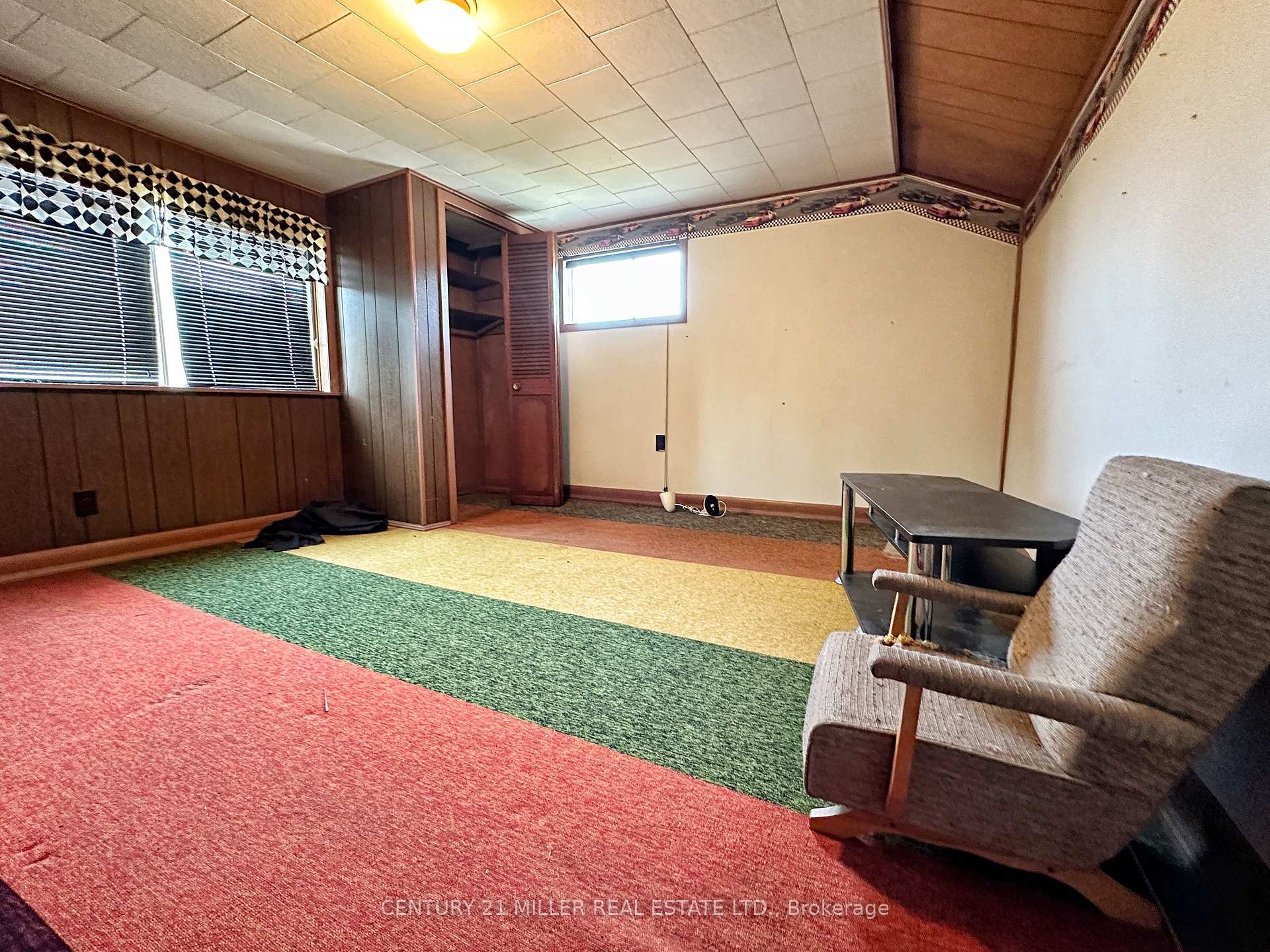 Photo 15 of 49 Ridge Road E, Grimsby, Grimsby Escarpment — HOMEH