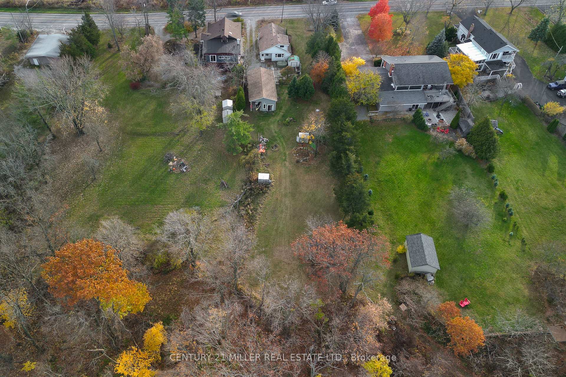 Photo 20 of 49 Ridge Road E, Grimsby, Grimsby Escarpment — HOMEH