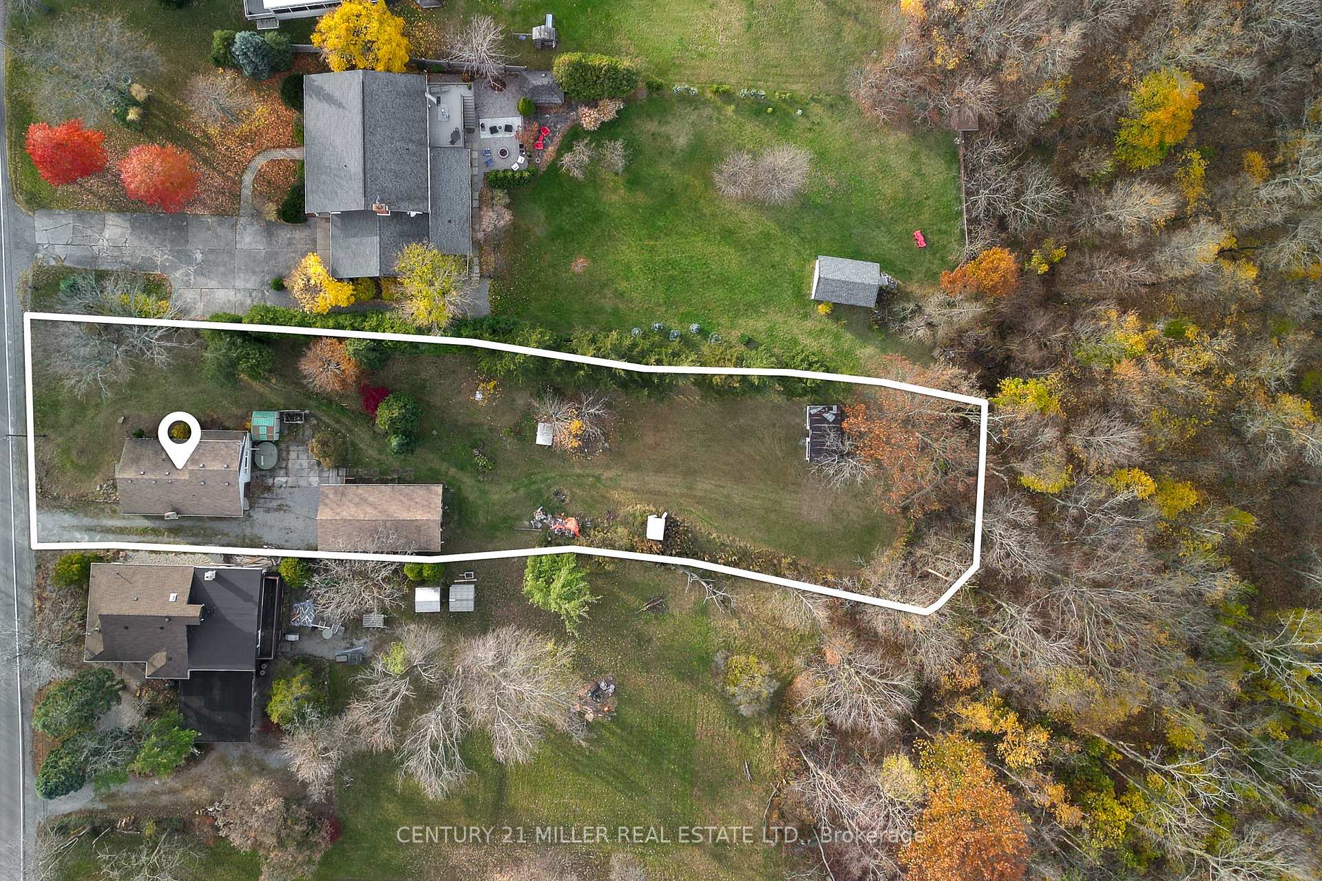Photo 23 of 49 Ridge Road E, Grimsby, Grimsby Escarpment — HOMEH