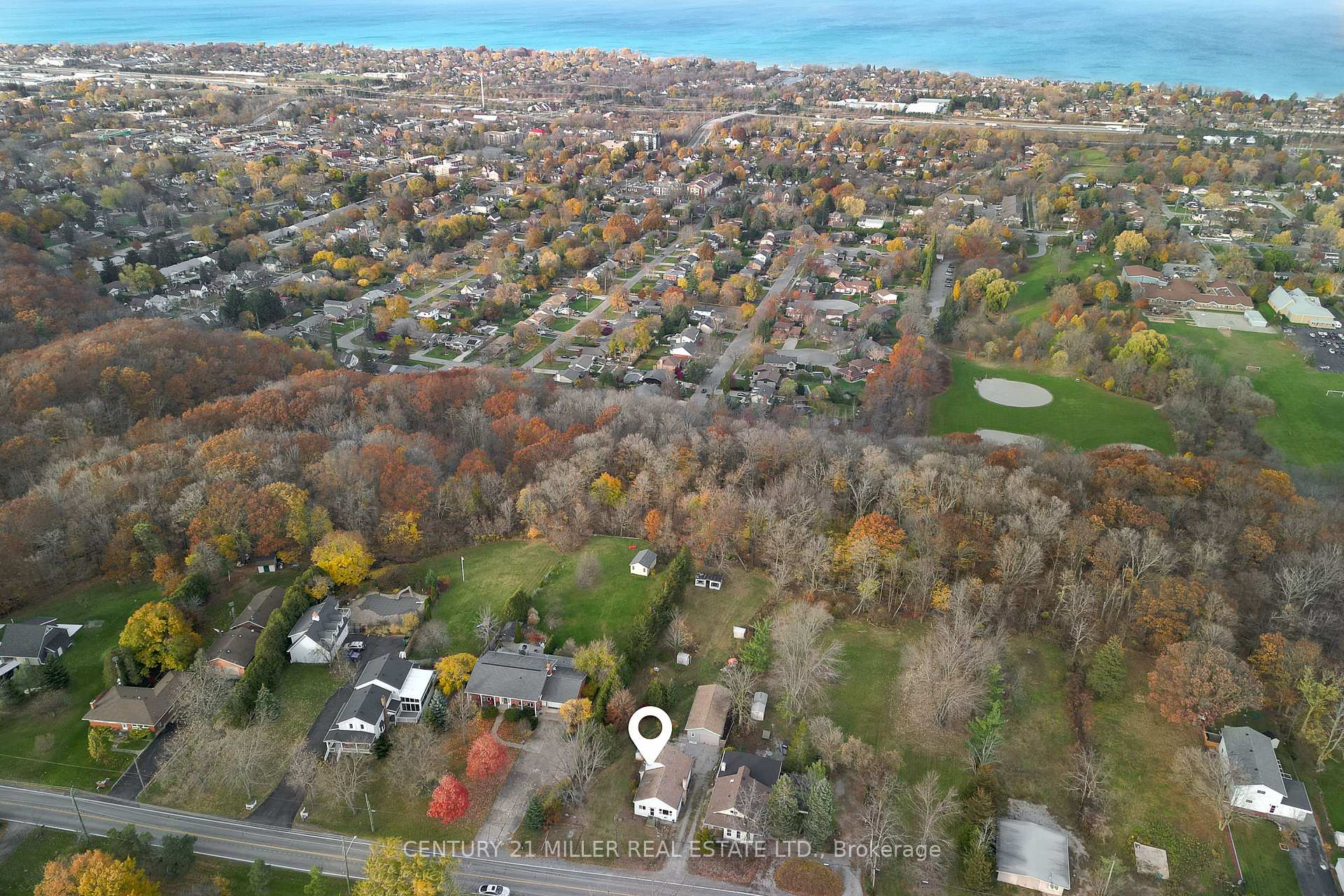 Photo 24 of 49 Ridge Road E, Grimsby, Grimsby Escarpment — HOMEH