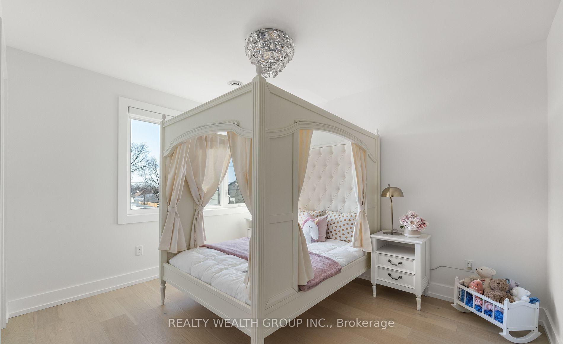 Photo 29 of 4636 Lee Avenue, Niagara Falls, Ascot — HOMEH