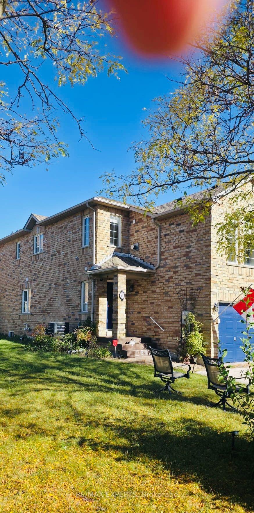 Photo 2 of 507 Rourke Place, Newmarket, Gorham-College Manor — HOMEH