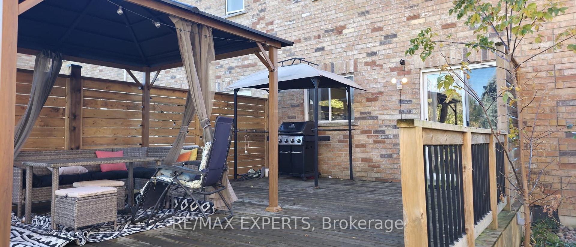 Photo 10 of 507 Rourke Place, Newmarket, Gorham-College Manor — HOMEH