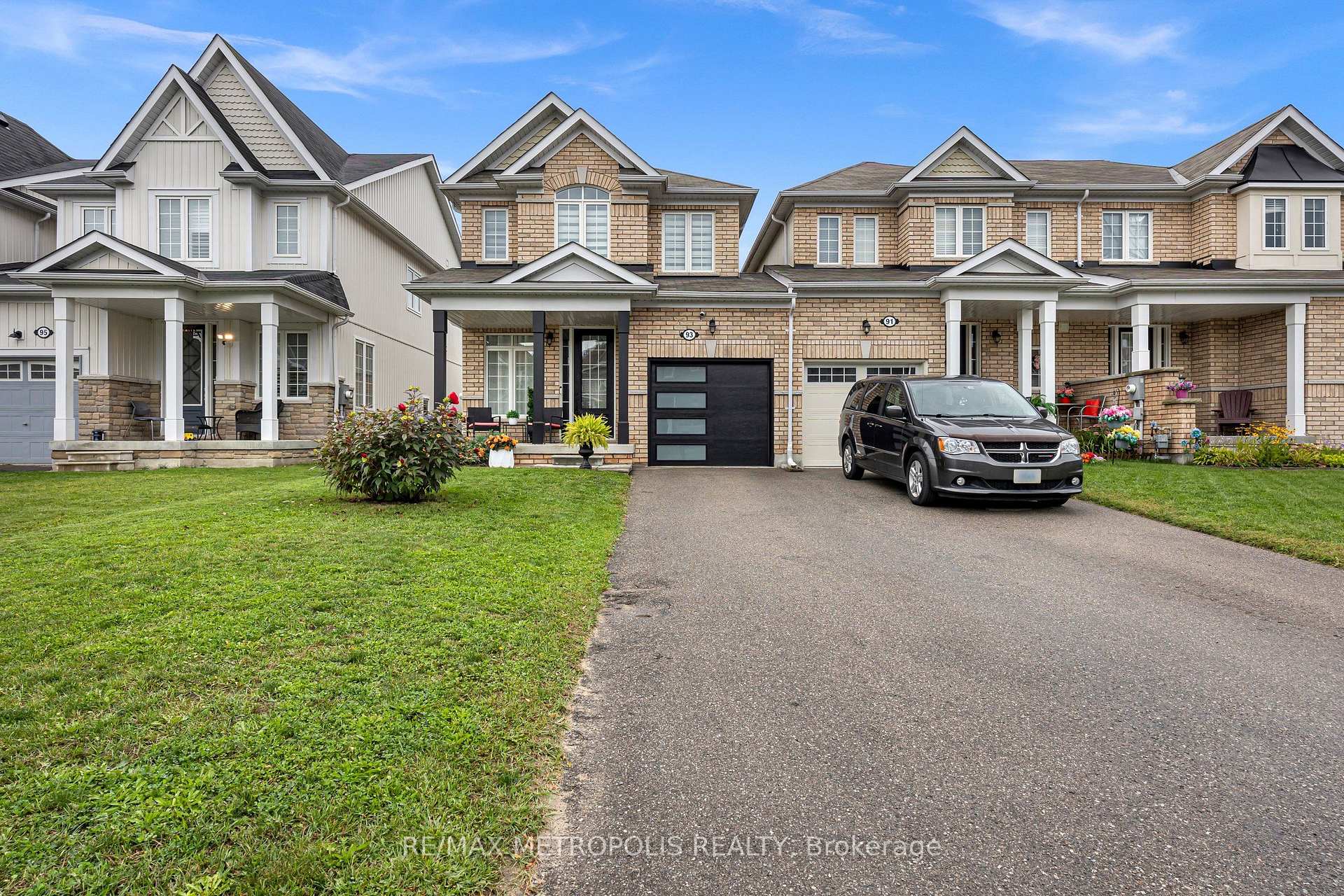 Photo 2 of 93 Blanchard Crescent, Essa, Angus — HOMEH