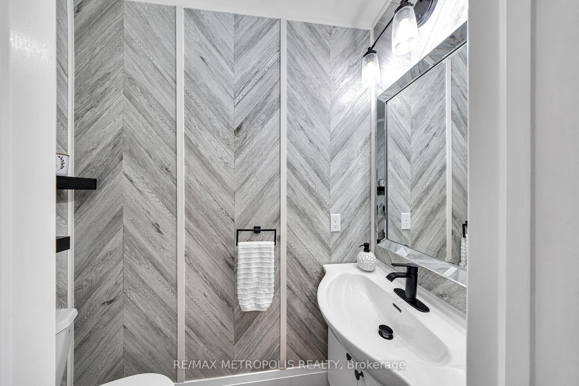 Photo 8 of 93 Blanchard Crescent, Essa, Angus — HOMEH