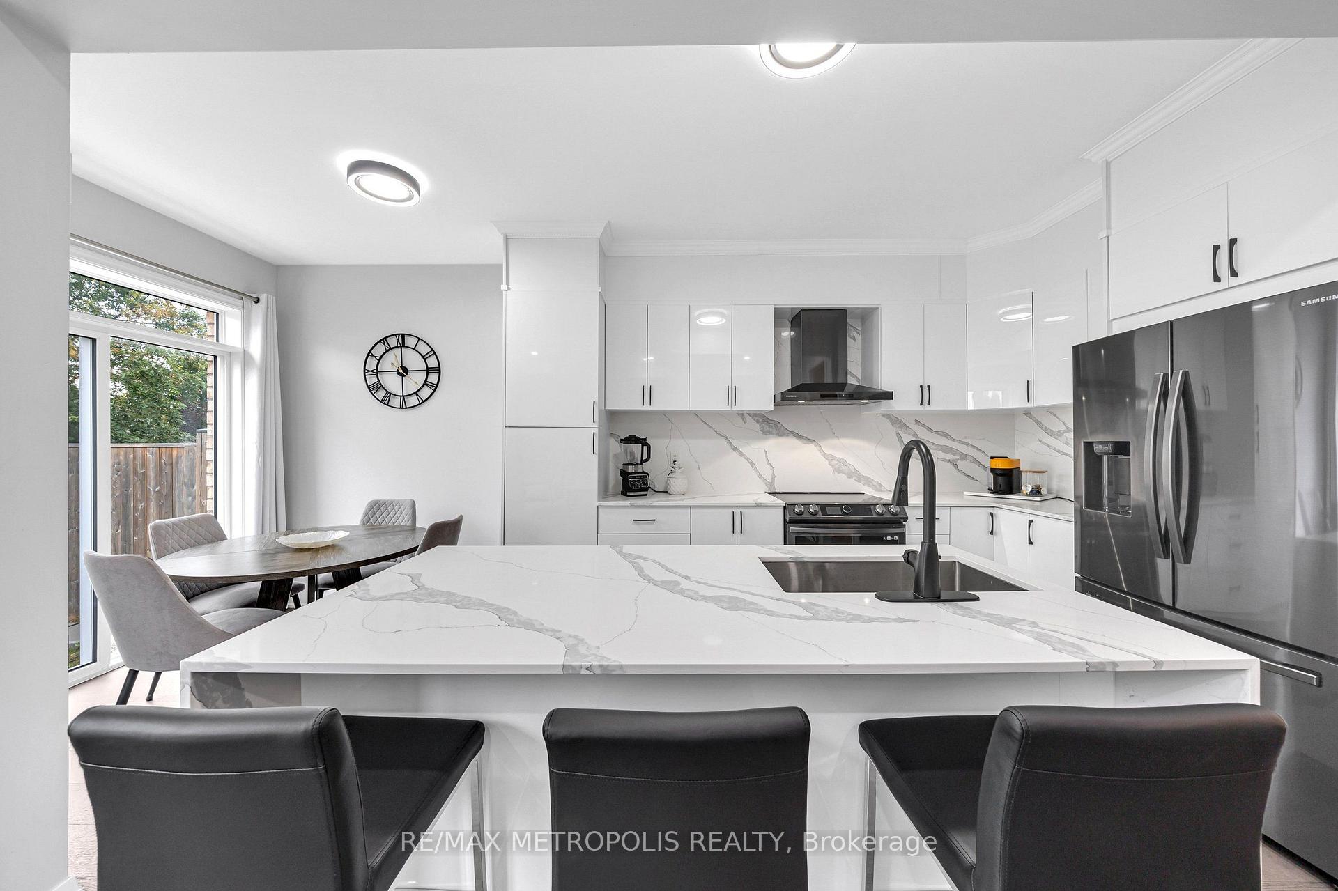 Photo 12 of 93 Blanchard Crescent, Essa, Angus — HOMEH