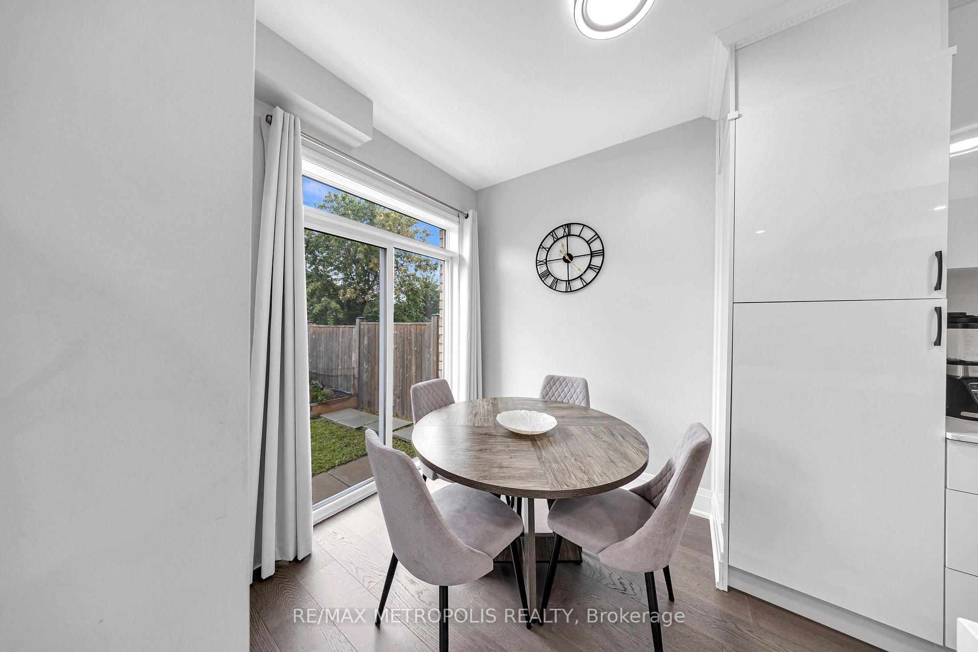 Photo 14 of 93 Blanchard Crescent, Essa, Angus — HOMEH