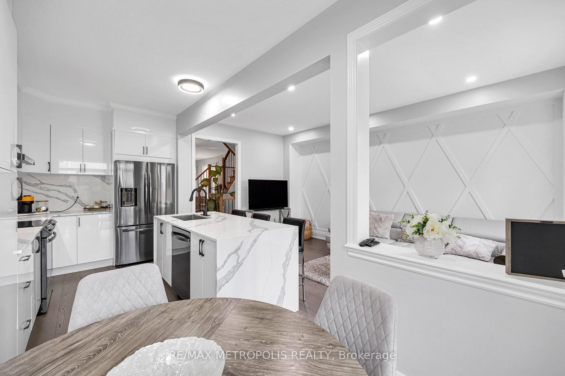 Photo 17 of 93 Blanchard Crescent, Essa, Angus — HOMEH