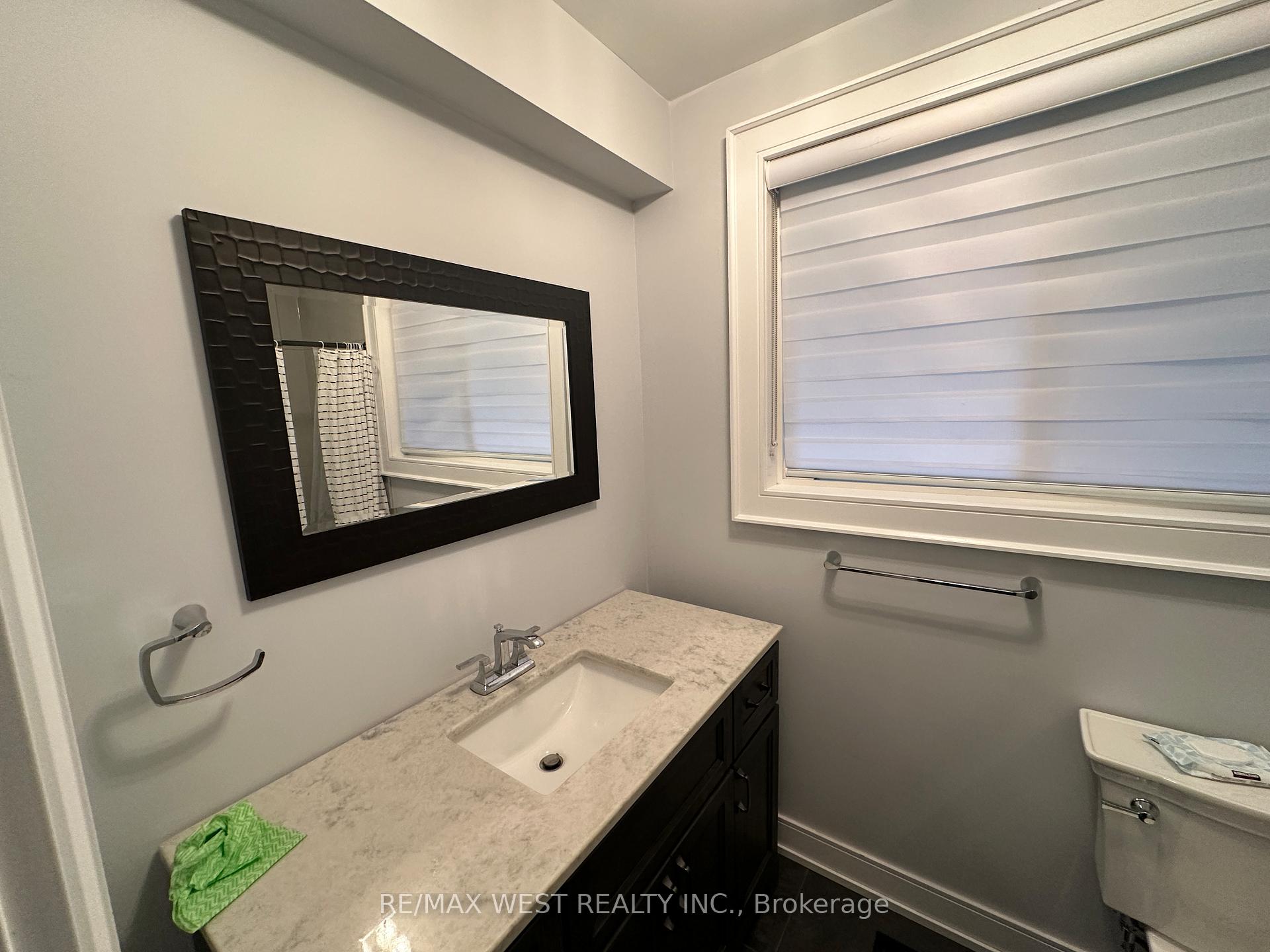 Photo 22 of Unit Main, 56 Seaton Drive, Aurora, Aurora Highlands — HOMEH