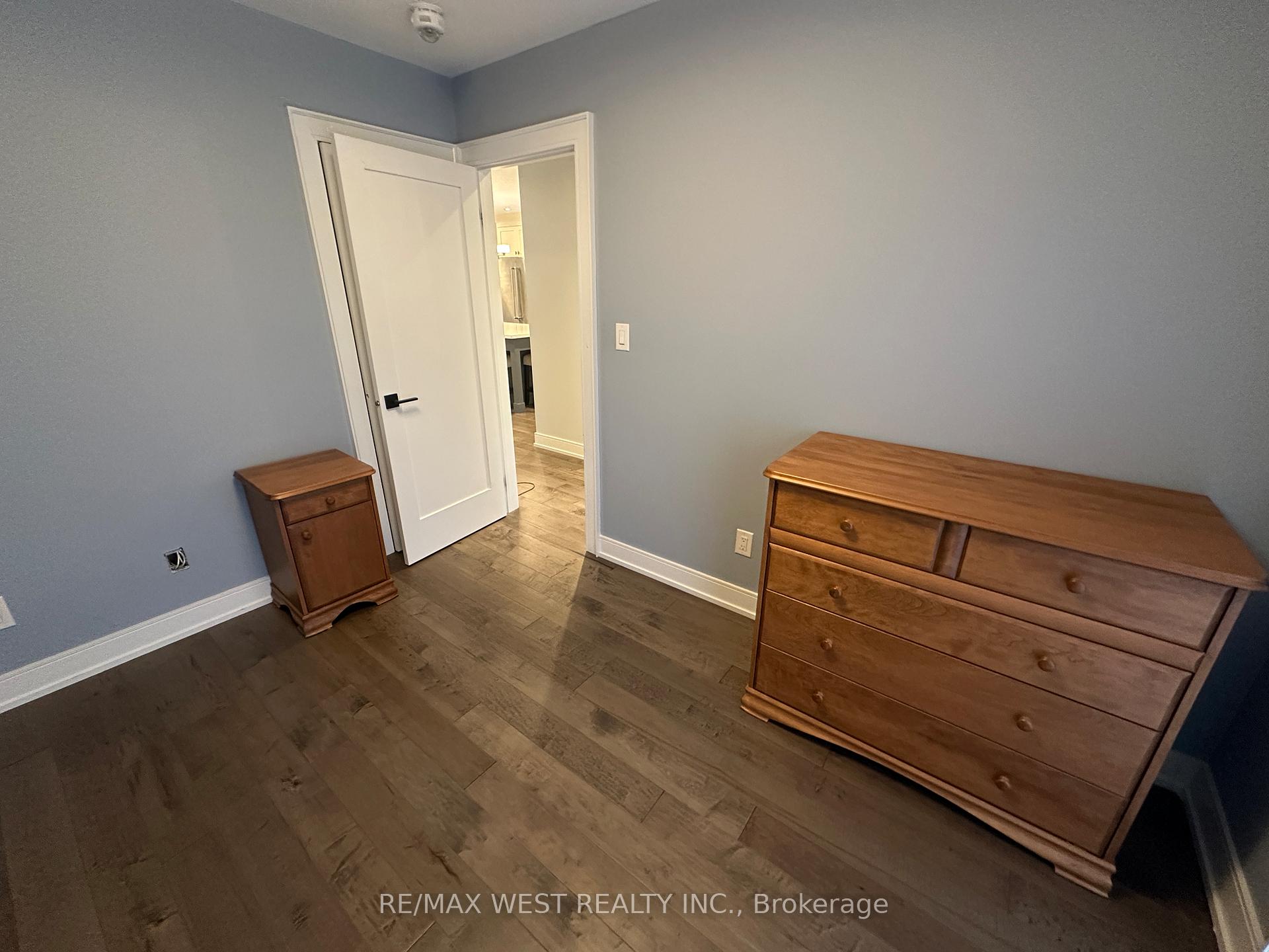 Photo 32 of Unit Main, 56 Seaton Drive, Aurora, Aurora Highlands — HOMEH