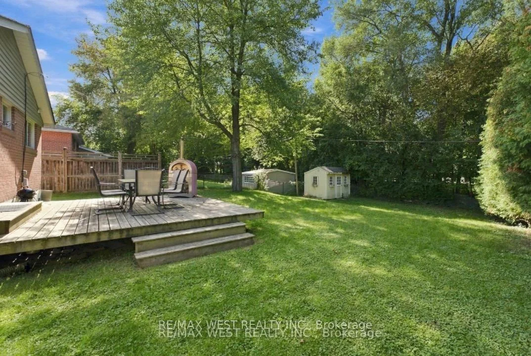 Photo 4 of Unit Main, 56 Seaton Drive, Aurora, Aurora Highlands — HOMEH