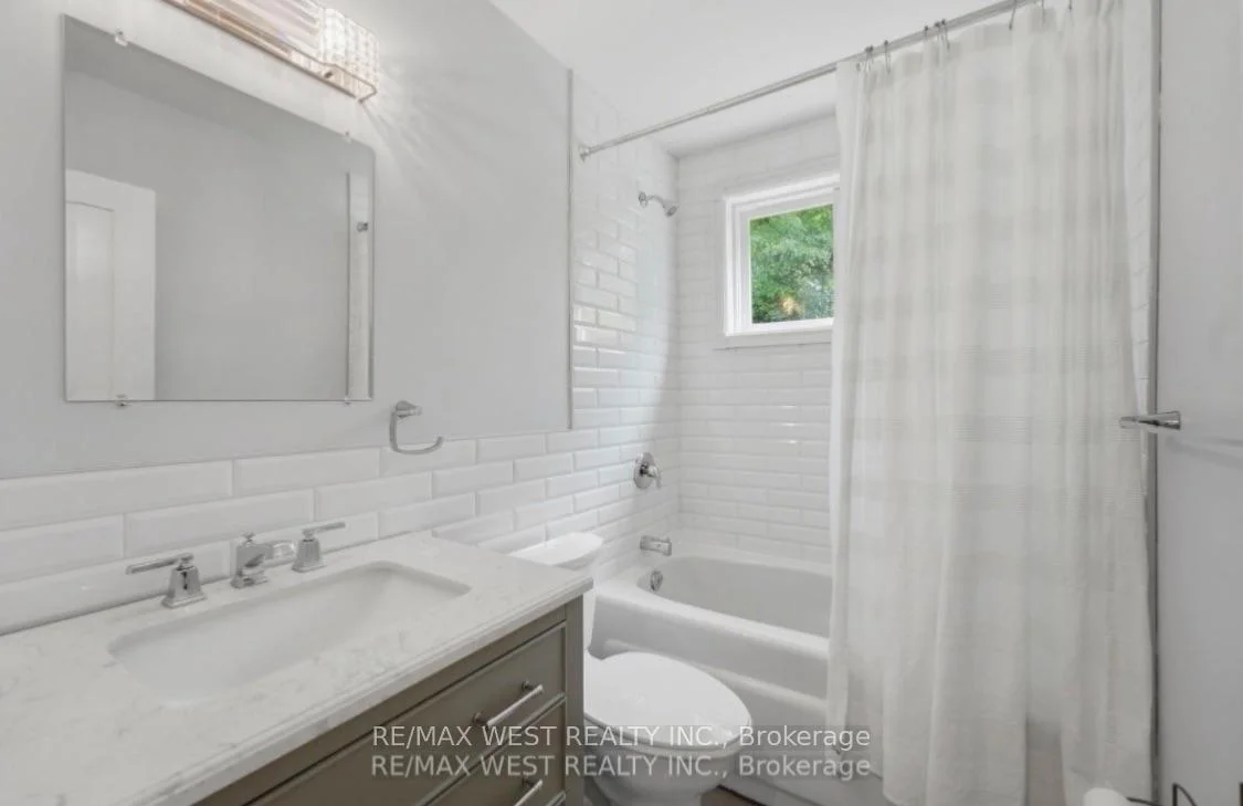 Photo 31 of Unit Main, 56 Seaton Drive, Aurora, Aurora Highlands — HOMEH