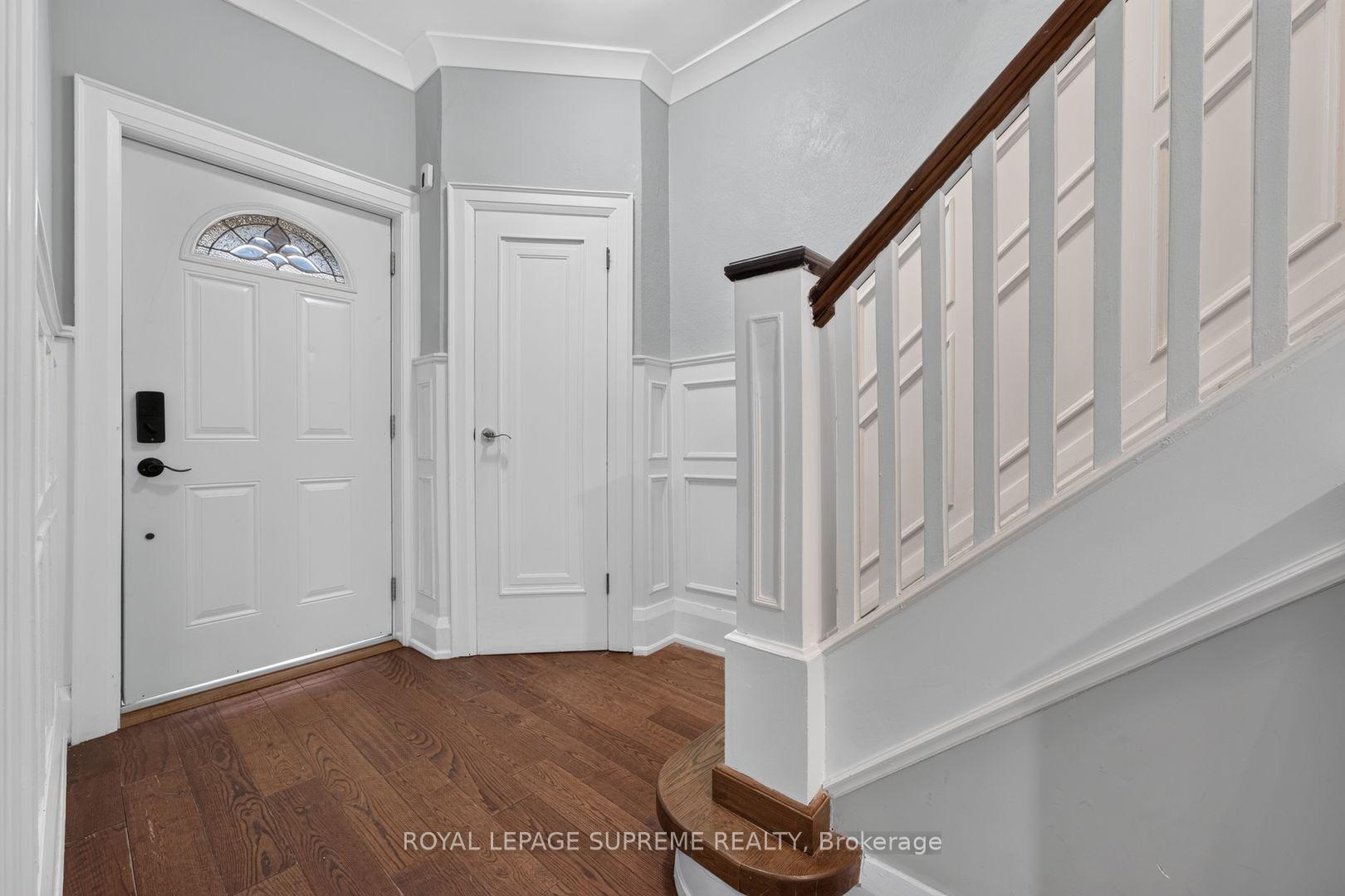 Photo 5 of 626 Manning Avenue, Toronto, Palmerston-Little Italy — HOMEH