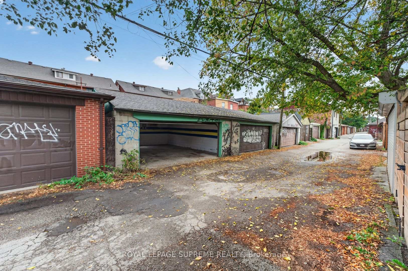 Photo 40 of 626 Manning Avenue, Toronto, Palmerston-Little Italy — HOMEH