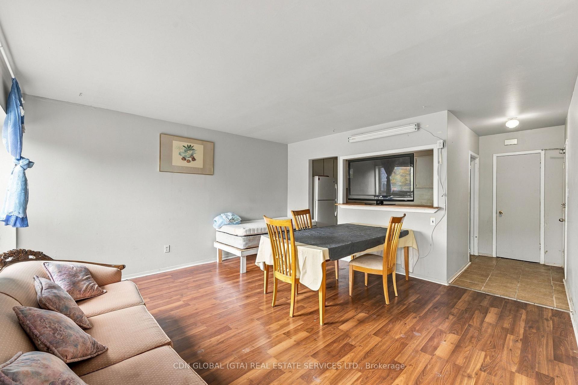 Photo 6 of 426-428 Dawes Road, Toronto, O'Connor-Parkview — HOMEH